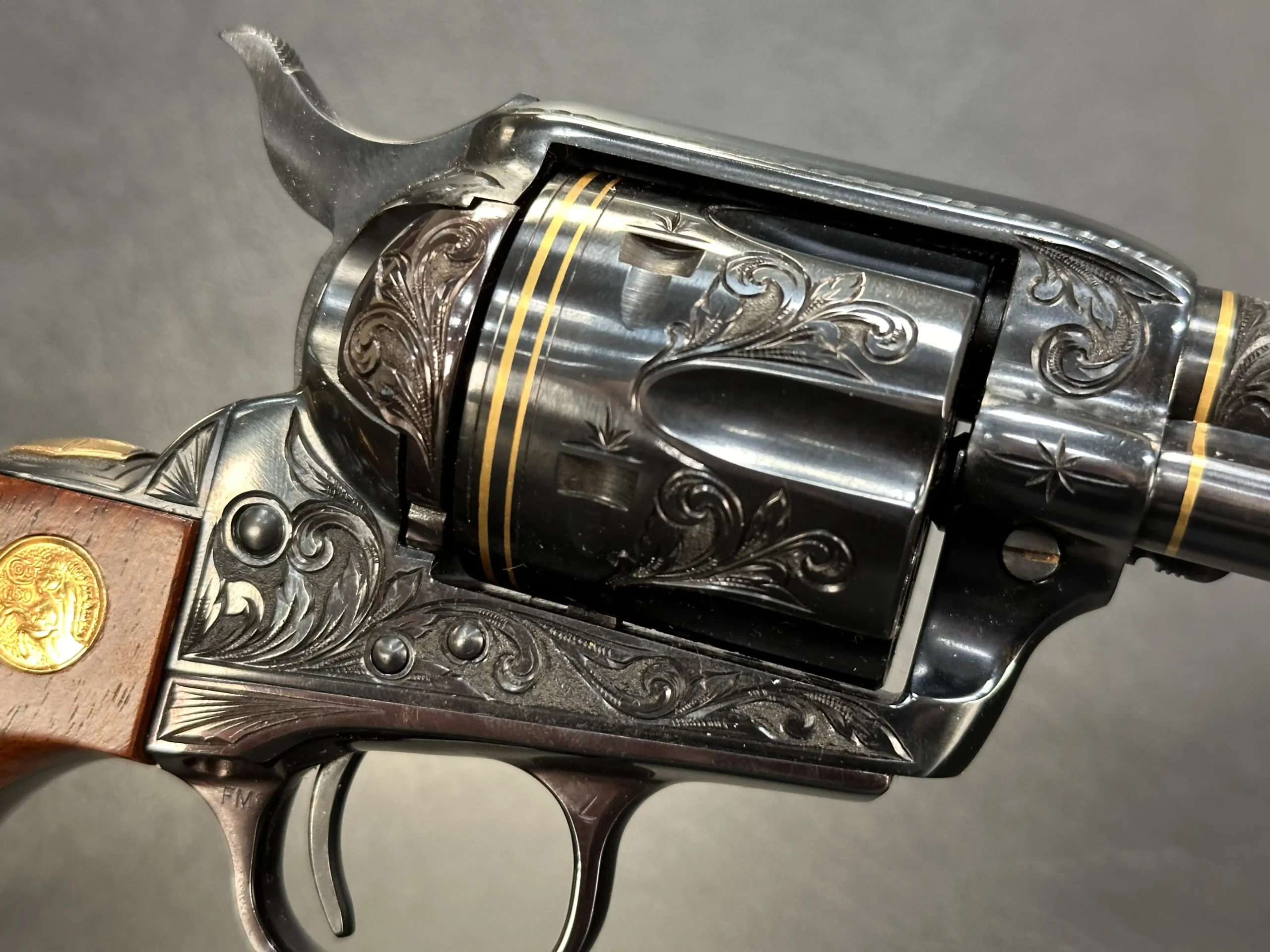 Colt First Bankers engraved revolvers walnut grip set