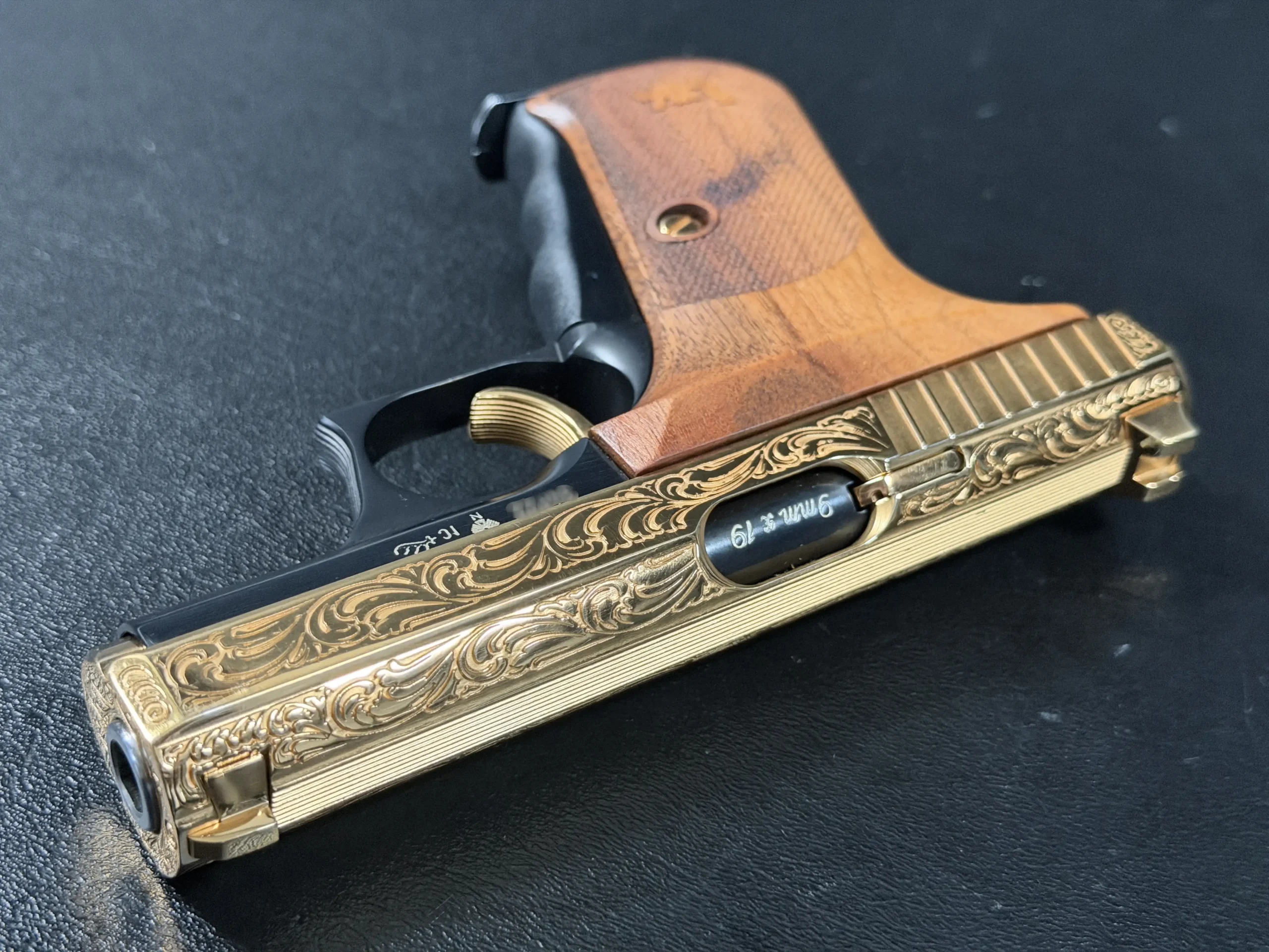 Heckler Koch P7 Engraved High End Pistol