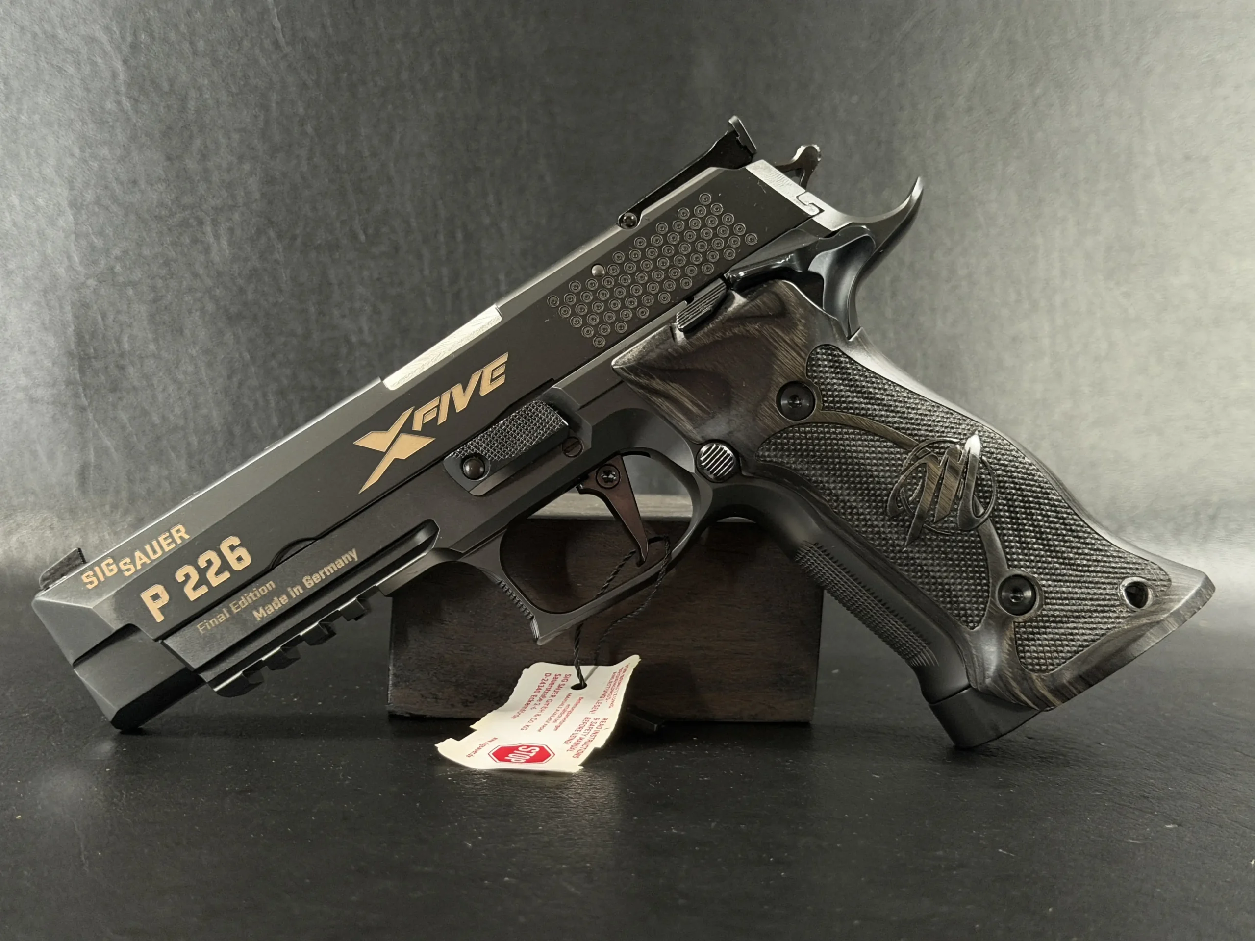 SIG Sauer P226 X5 Final Edition Black Gold Mastershop
