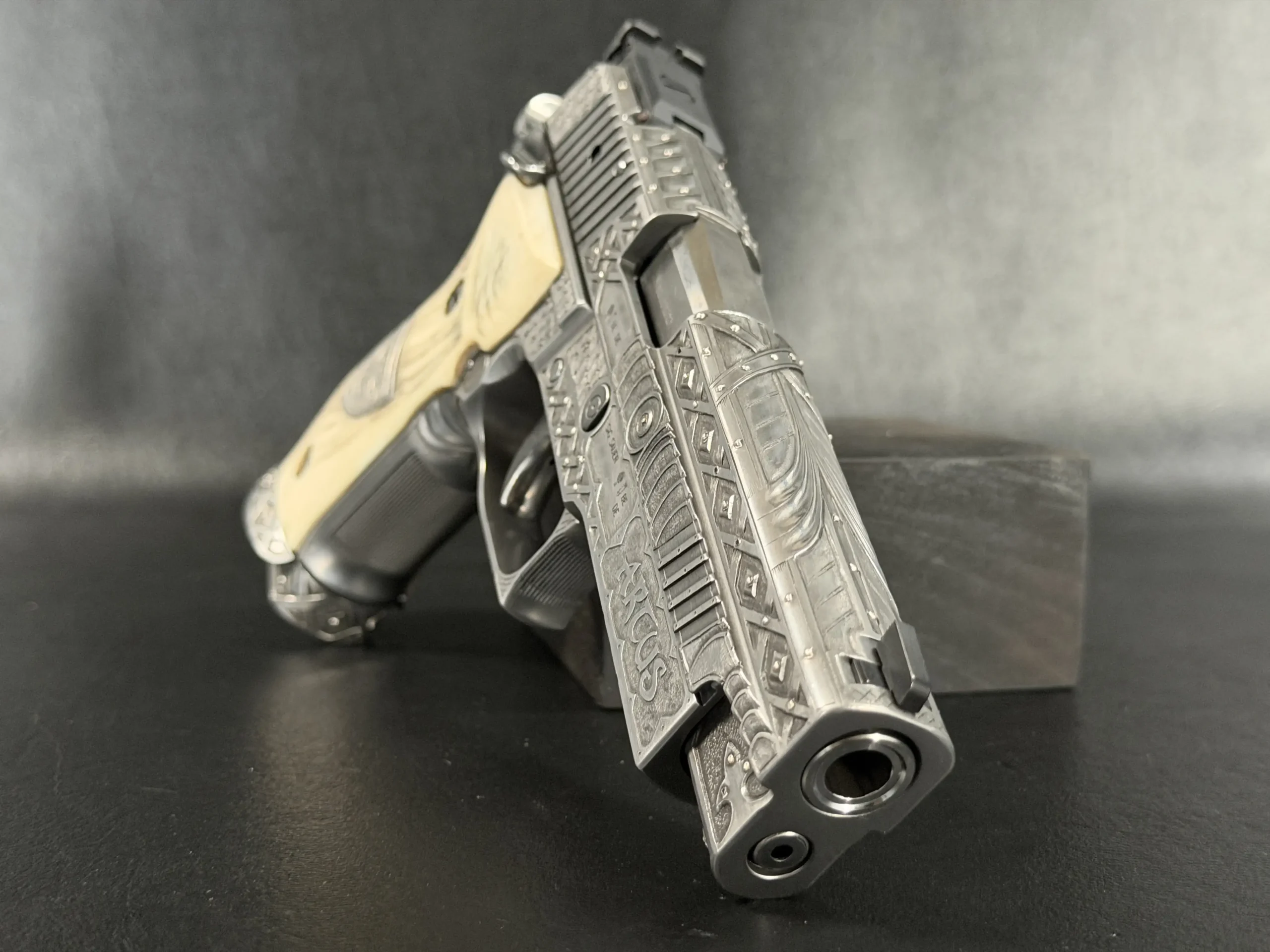 SIG P226 X5 Mastershop Art Pistol