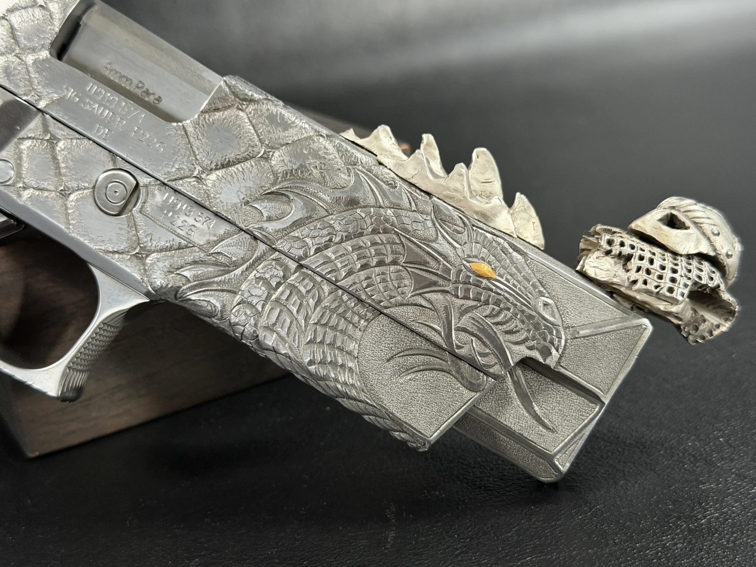 SIG Sauer P226 X Five Mastershop Dragon Close Detail