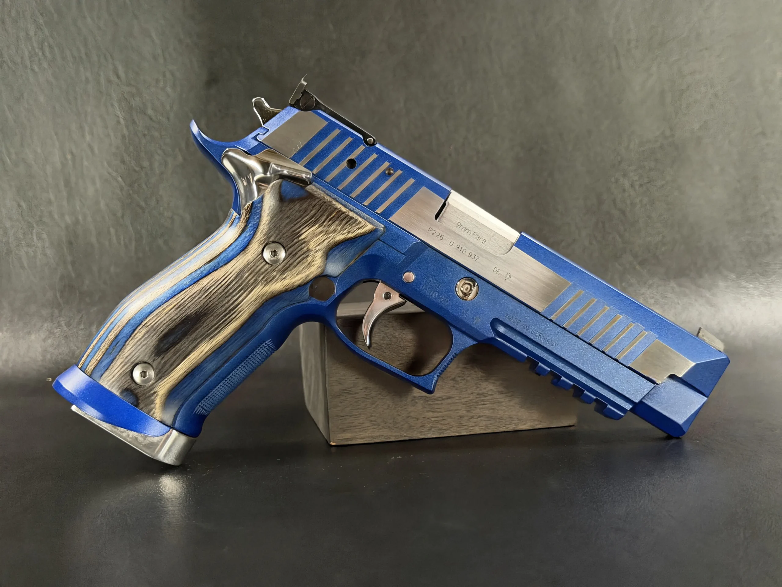 SIG Sauer P226 X5 Blue Moon Gen 2 Details