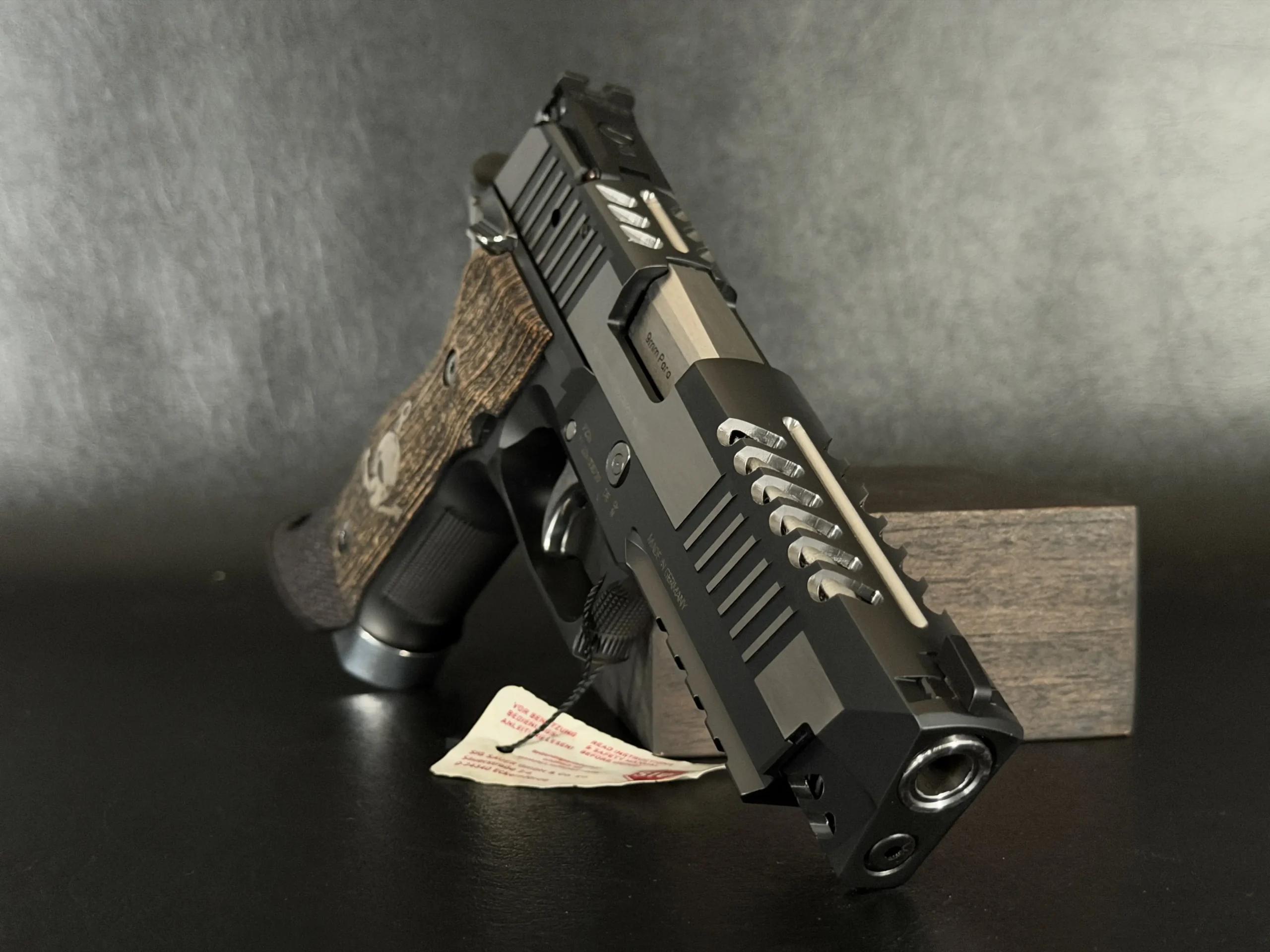 SIG Sauer P226 X Five Anchorman custom grips