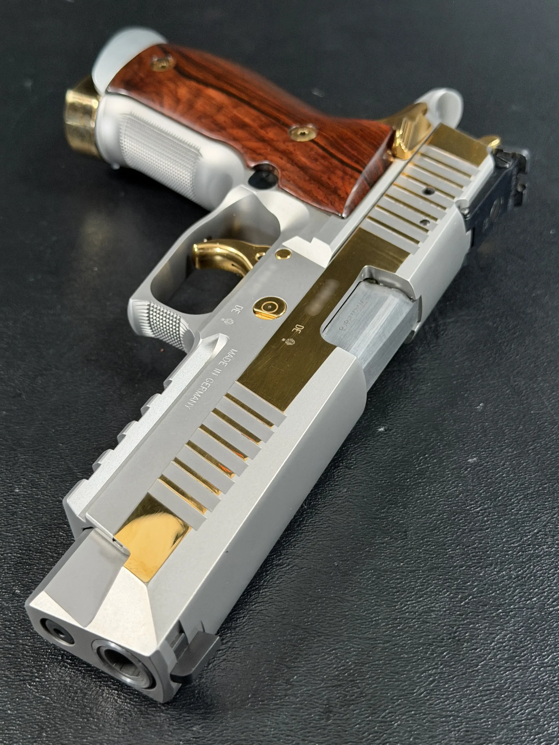 SIG Sauer P226 X Five Violine Mastershop Luxury Handgun