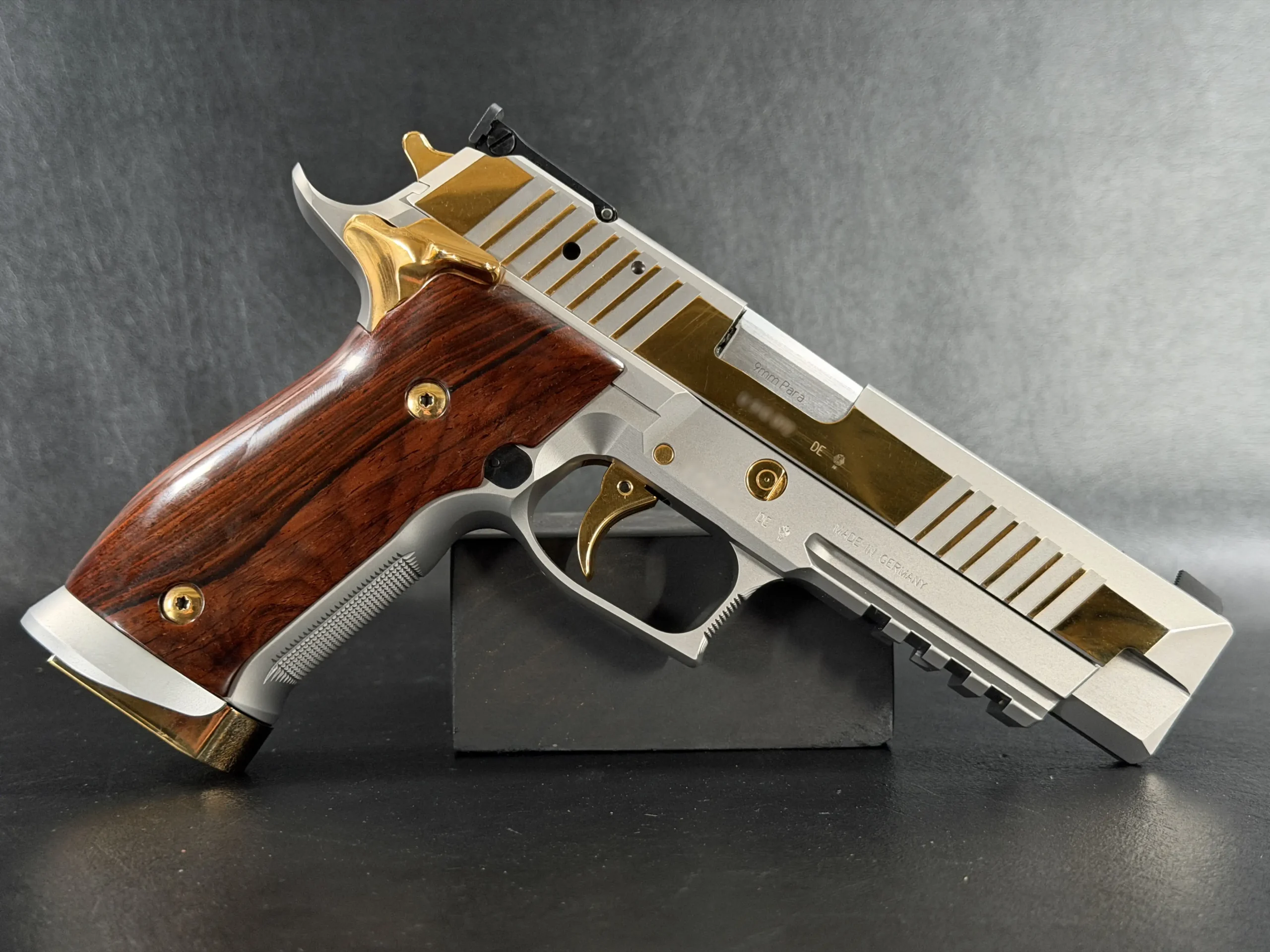 SIG Sauer P226 X Five Violine Mastershop Wood Grips