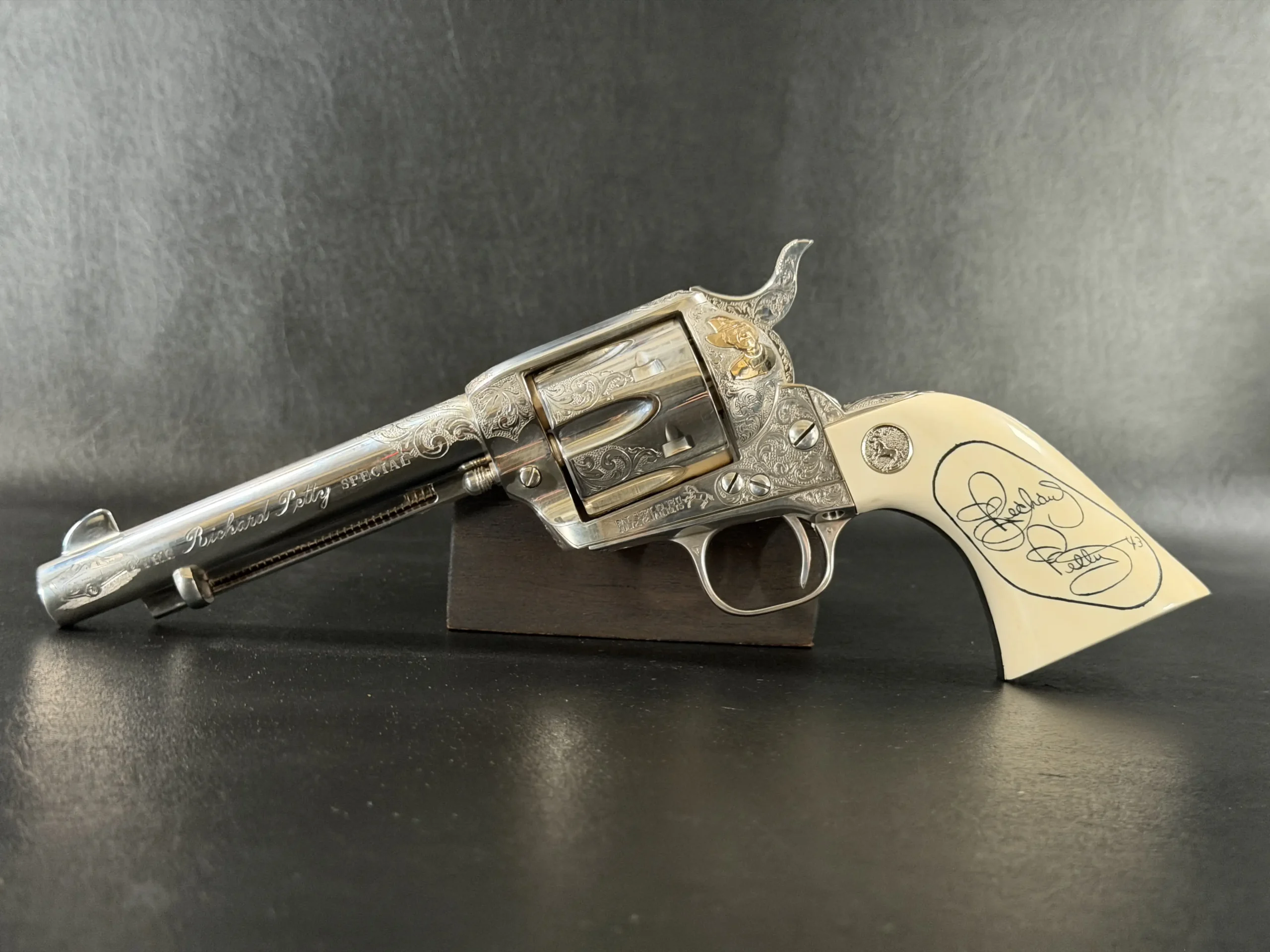 Colt Richard Petty commemorative revolver 45 Colt