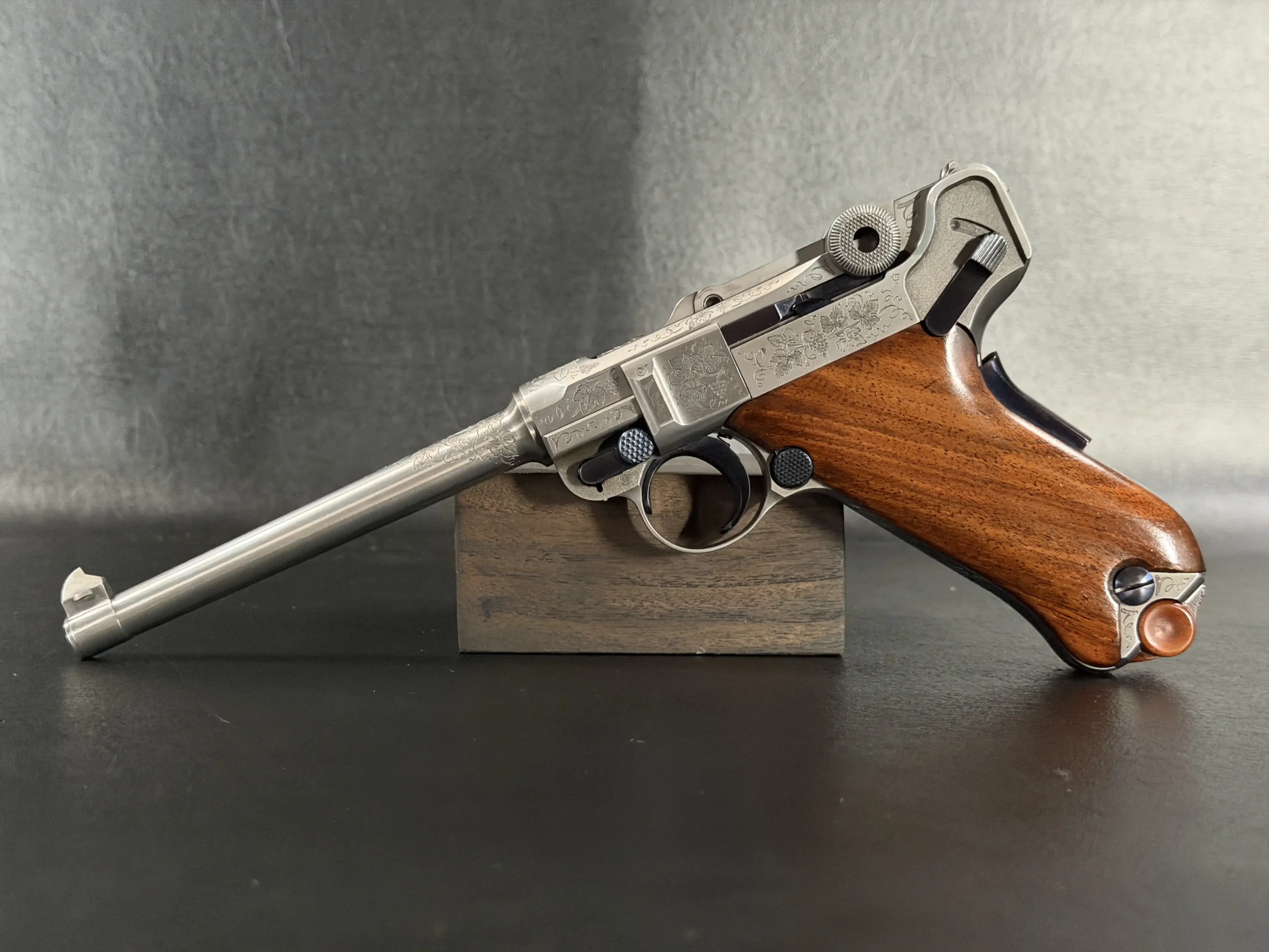 Mauser IWA 89 Engraved Barrel Extension