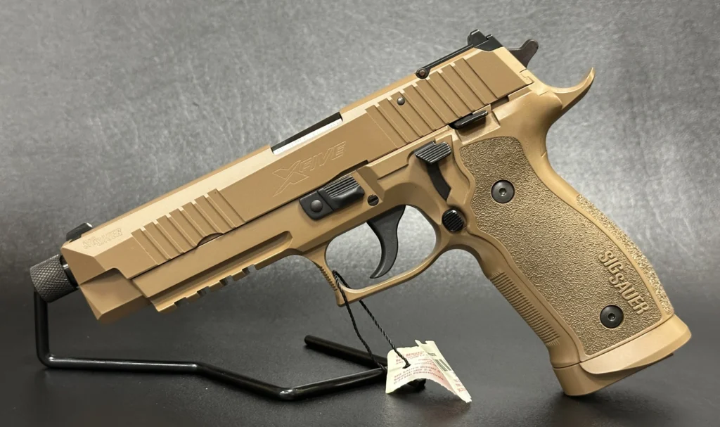 SIG Sauer P226 X-5 Tactical FDE Mastershop - SN US101036