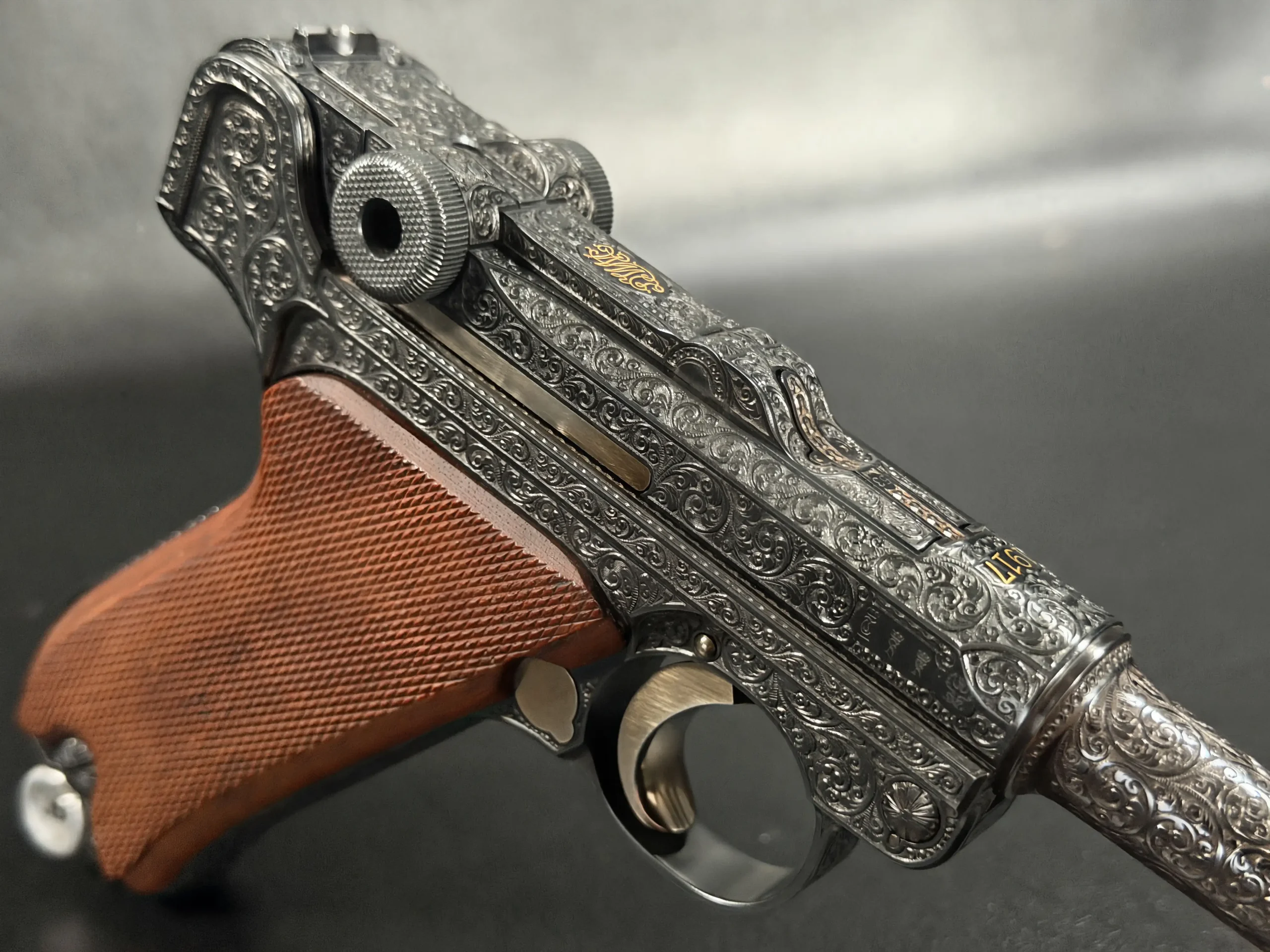 1917 DWM Luger engraved side profile