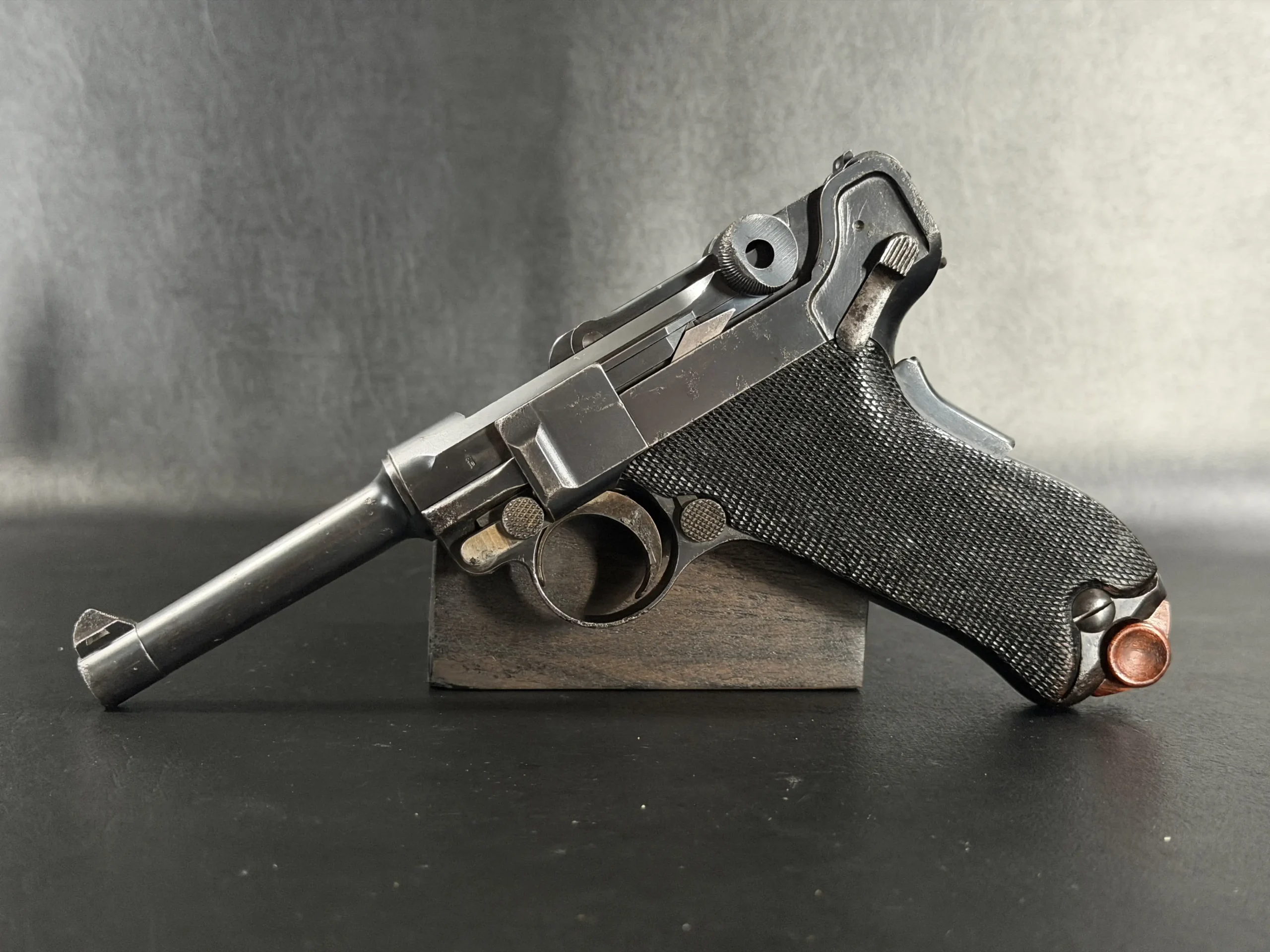 DWM 1905 Dutch Trials Luger Left Side Profile