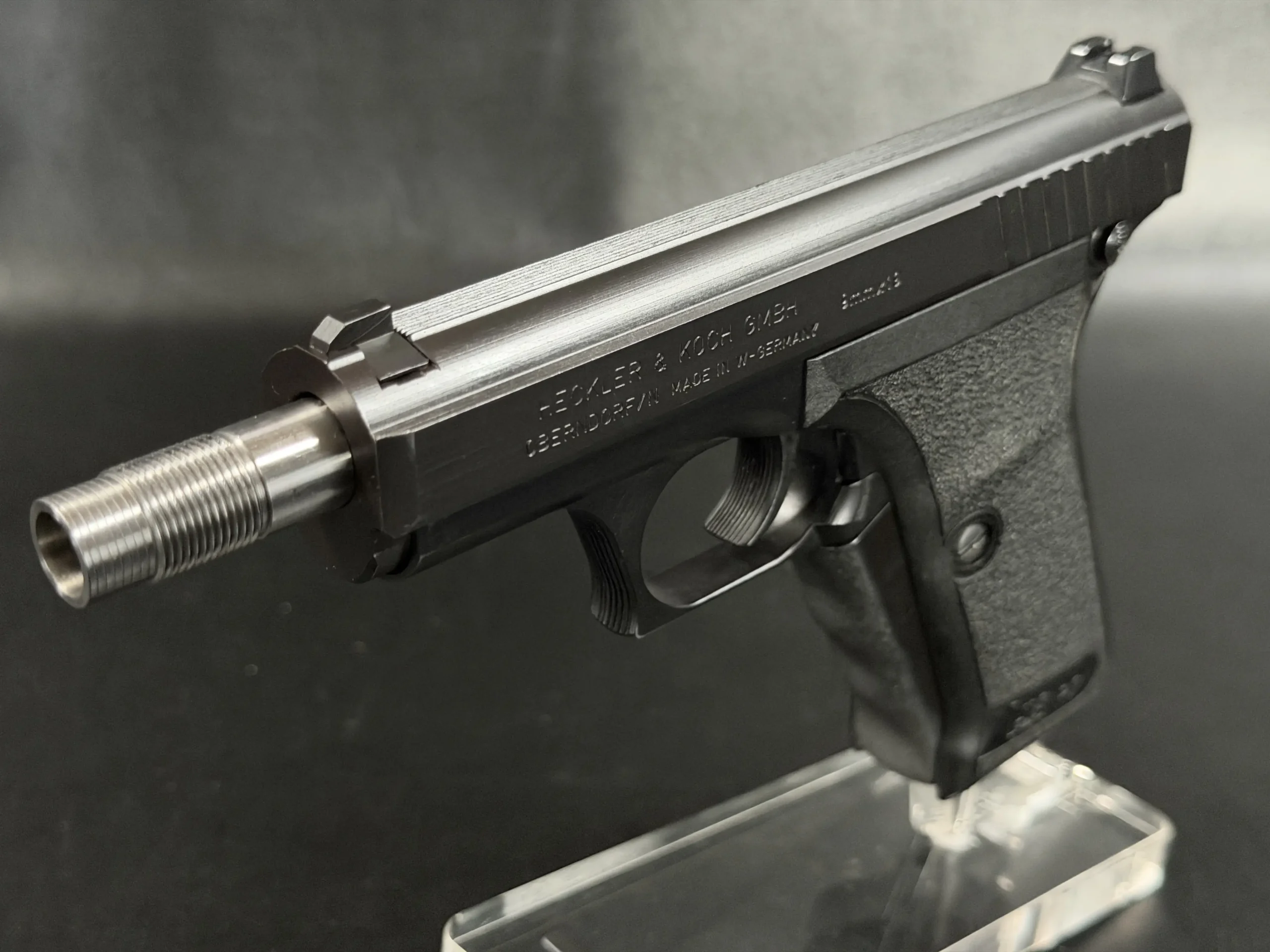 Heckler Koch P7SD barrel threads detail