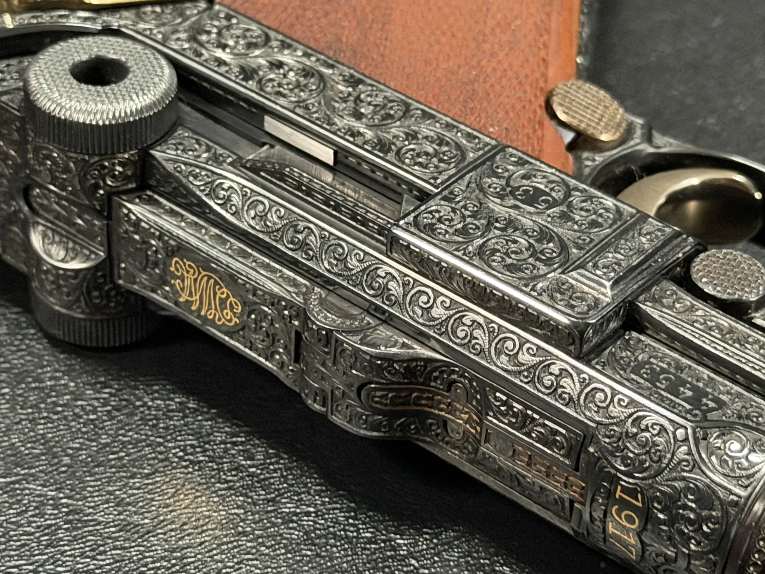 Luger P08 engraved toggle assembly