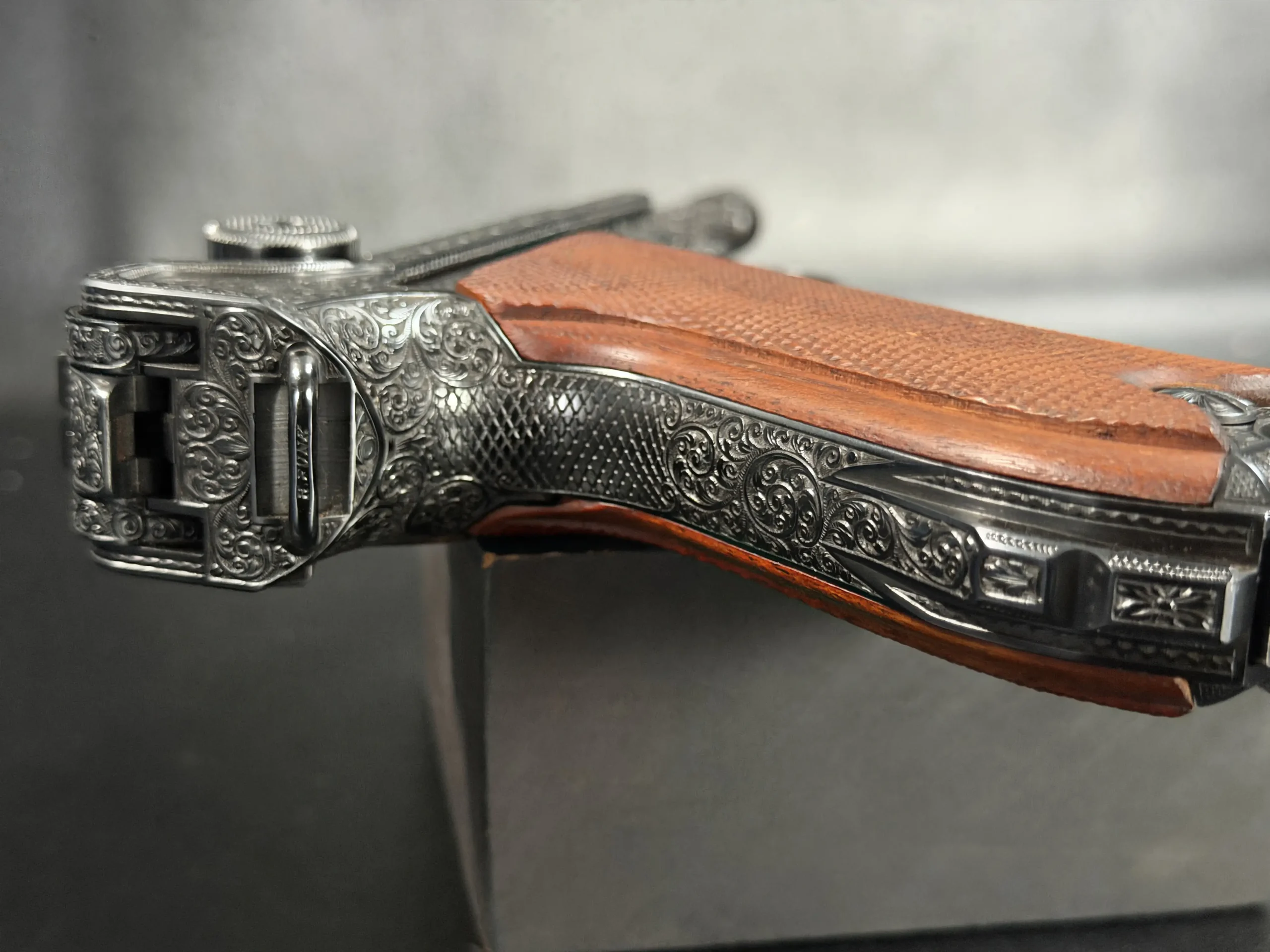 Luger P08 gold inlay engraving detail