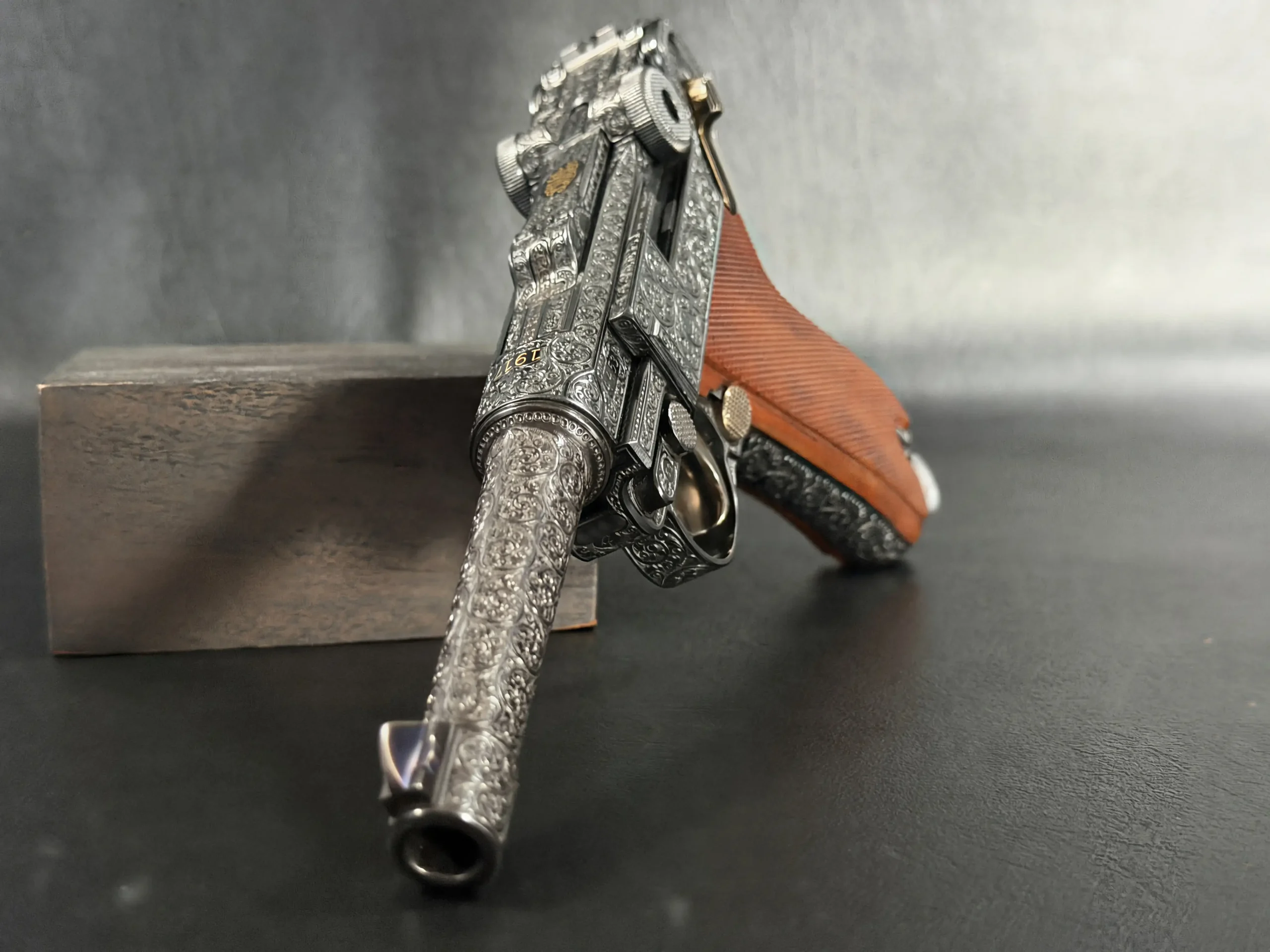 Luger P08 ornate scrollwork frame