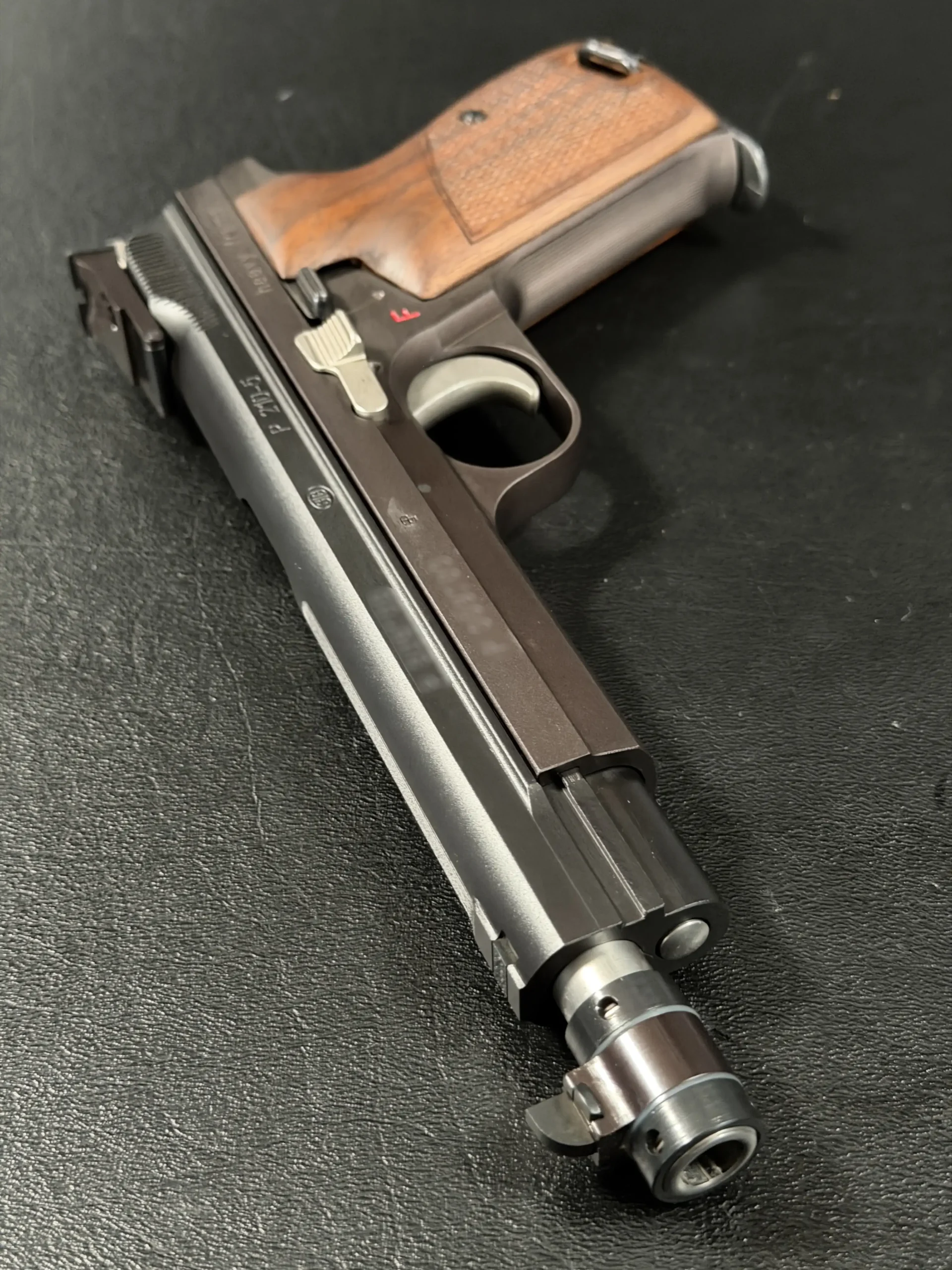 SIG P210 5 Heavy Frame 9mm Target Gun