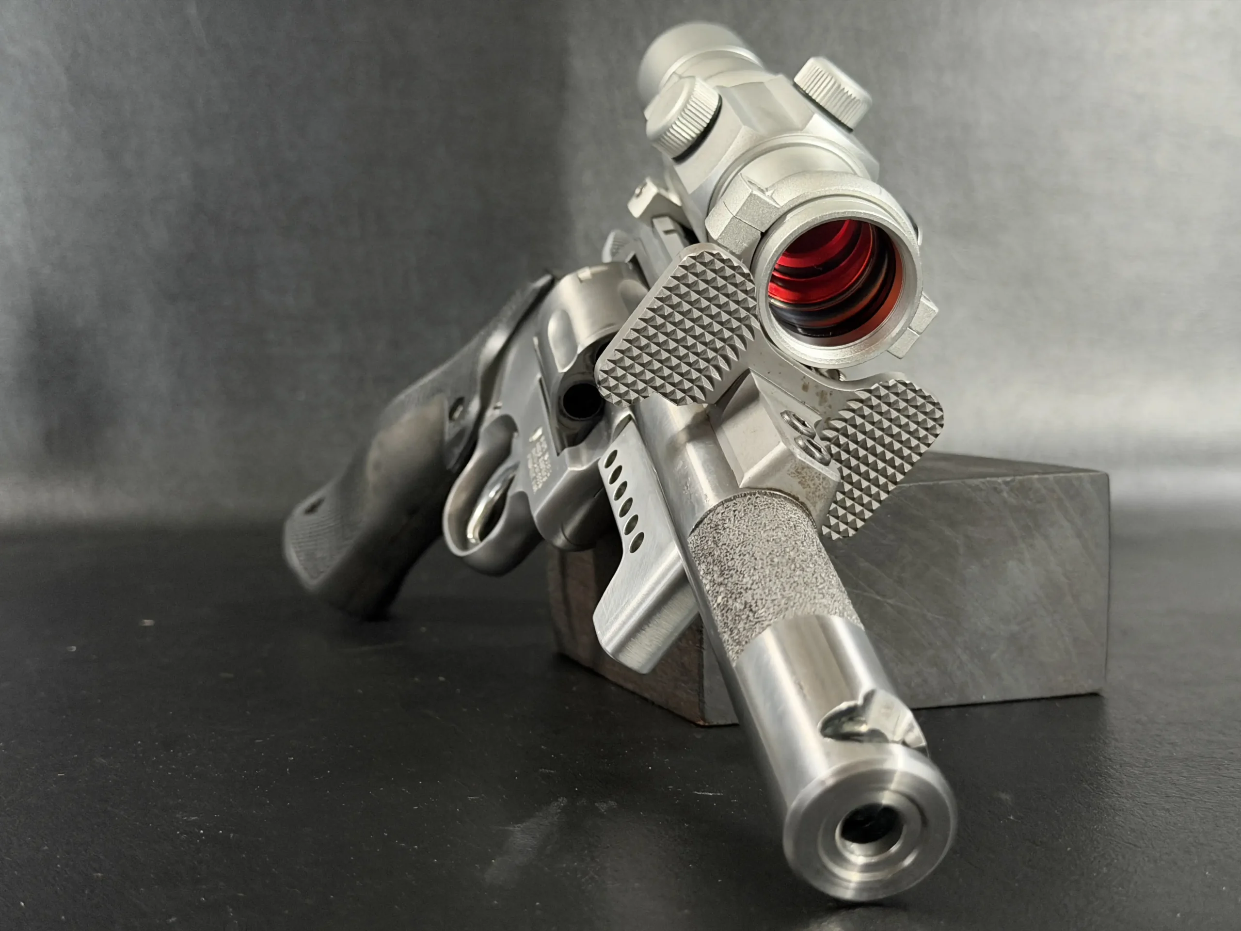 Smith & Wesson Performance Center Prototype 686 3 Bianchi Cup Revolver