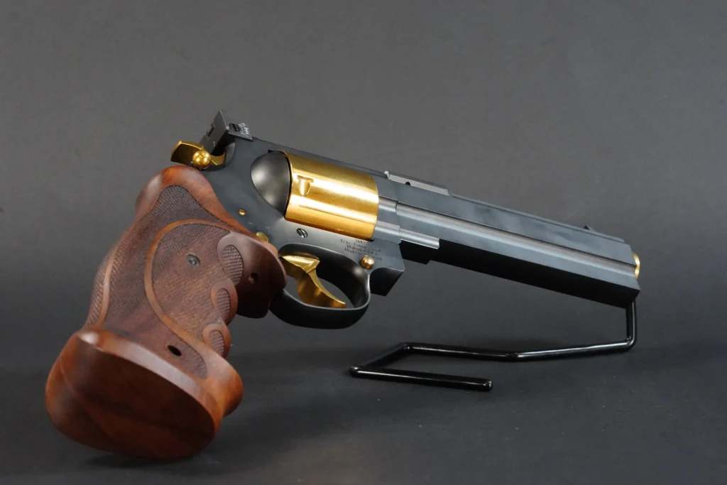 Janz EM-S serial 09092000 revolver