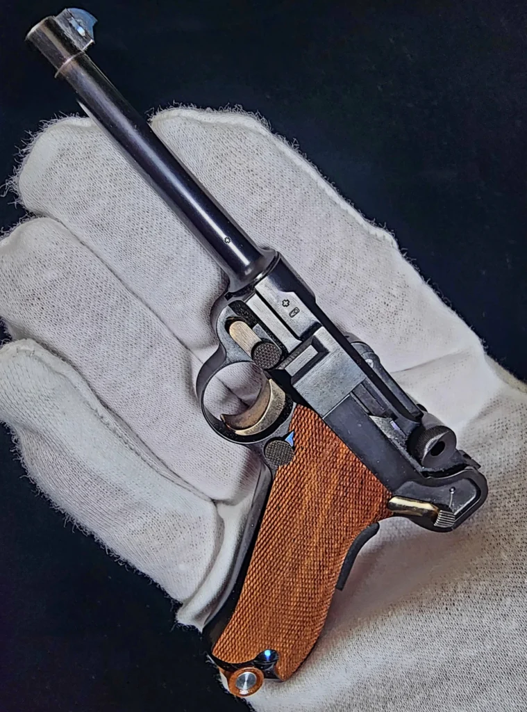 Miniature Swiss Luger P08 By Leon Crottet