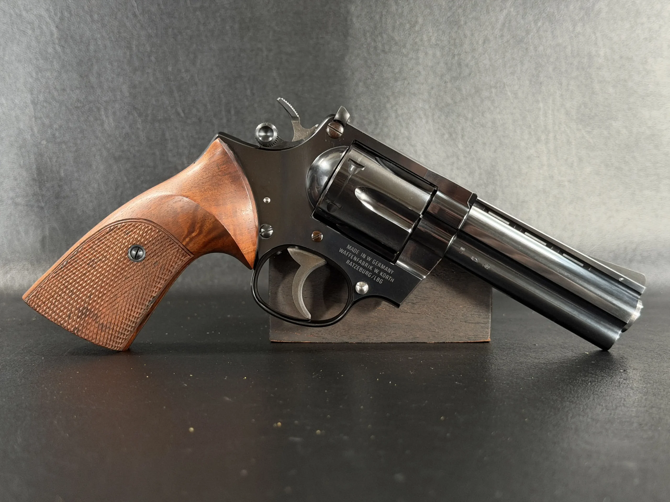 Korth Ratzeburg Combat High Polish Blue Finish