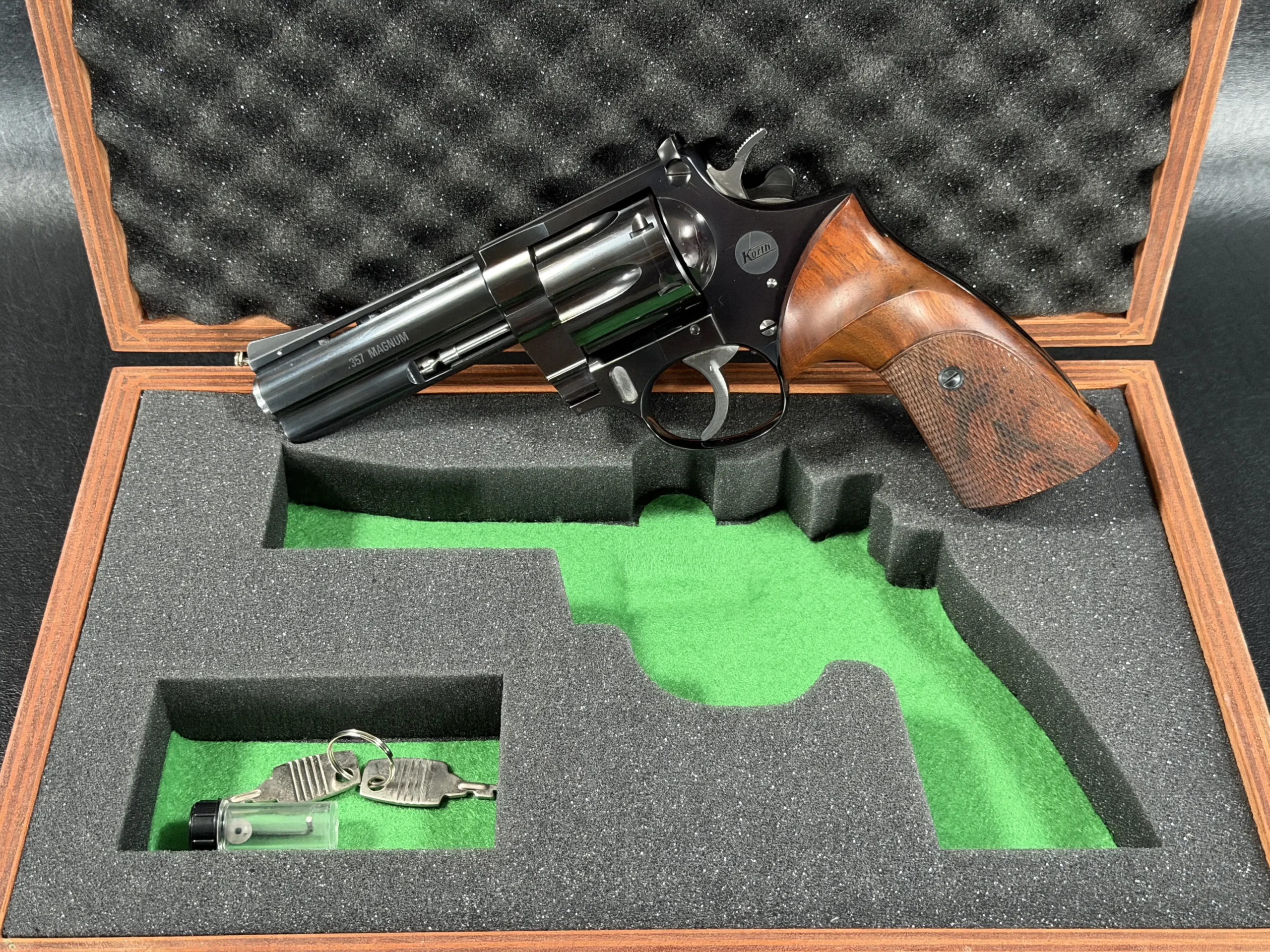 Korth Ratzeburg Combat Luxury Revolver Case Set