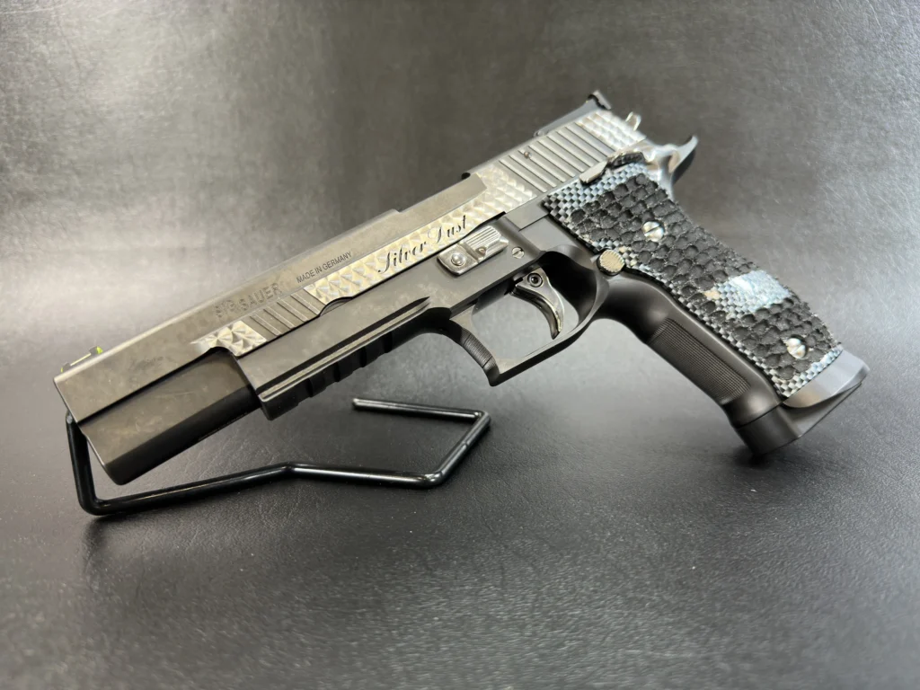 Sig Sauer P226 X-Six Silver Dust SN-U905998