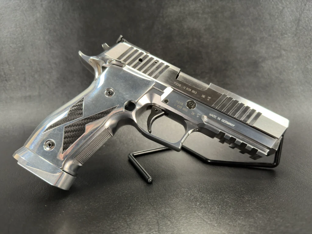 Sig X-Short Chrome & Carbon SN-U928863