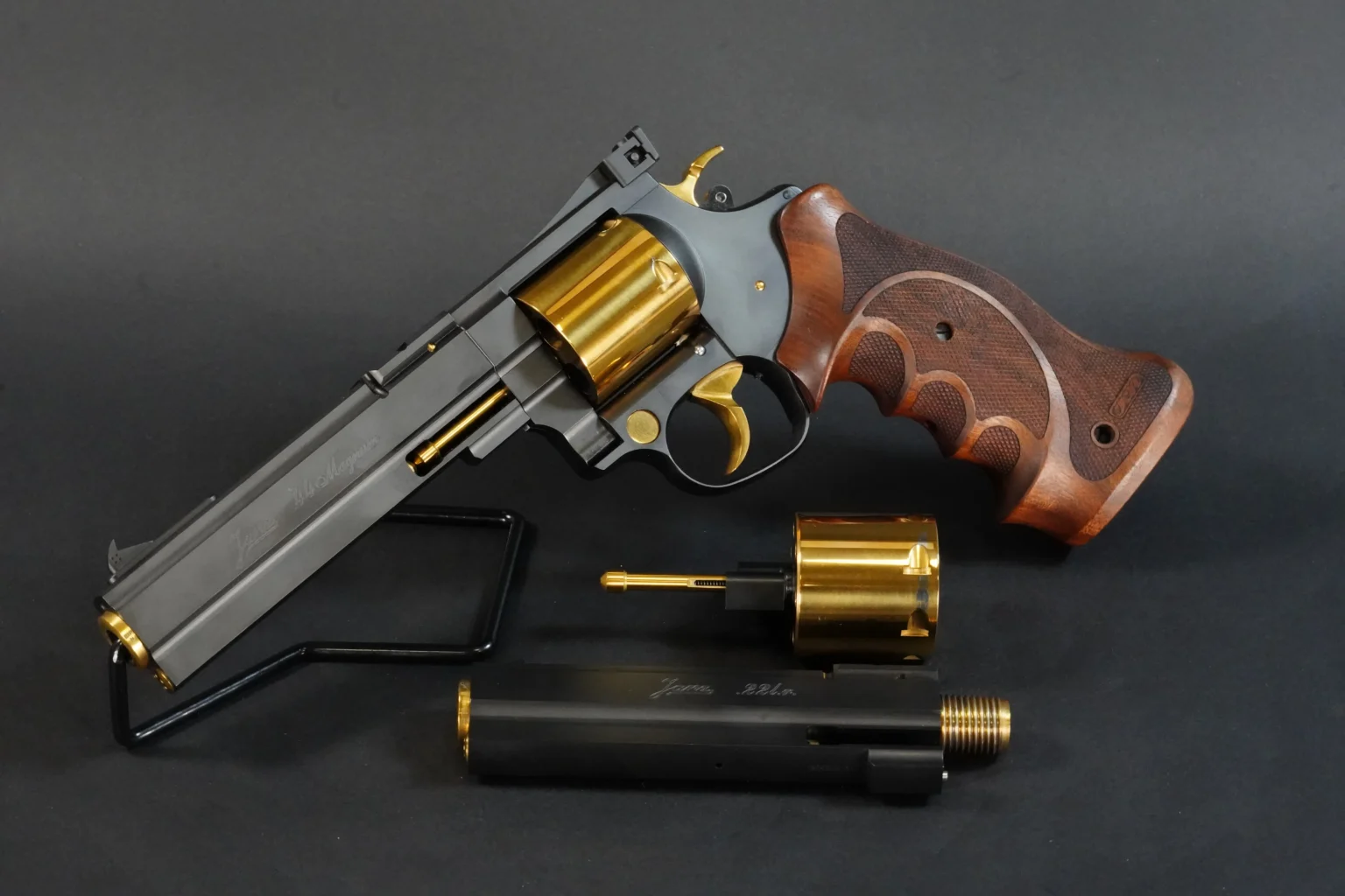 The Janz EM-S An Overview