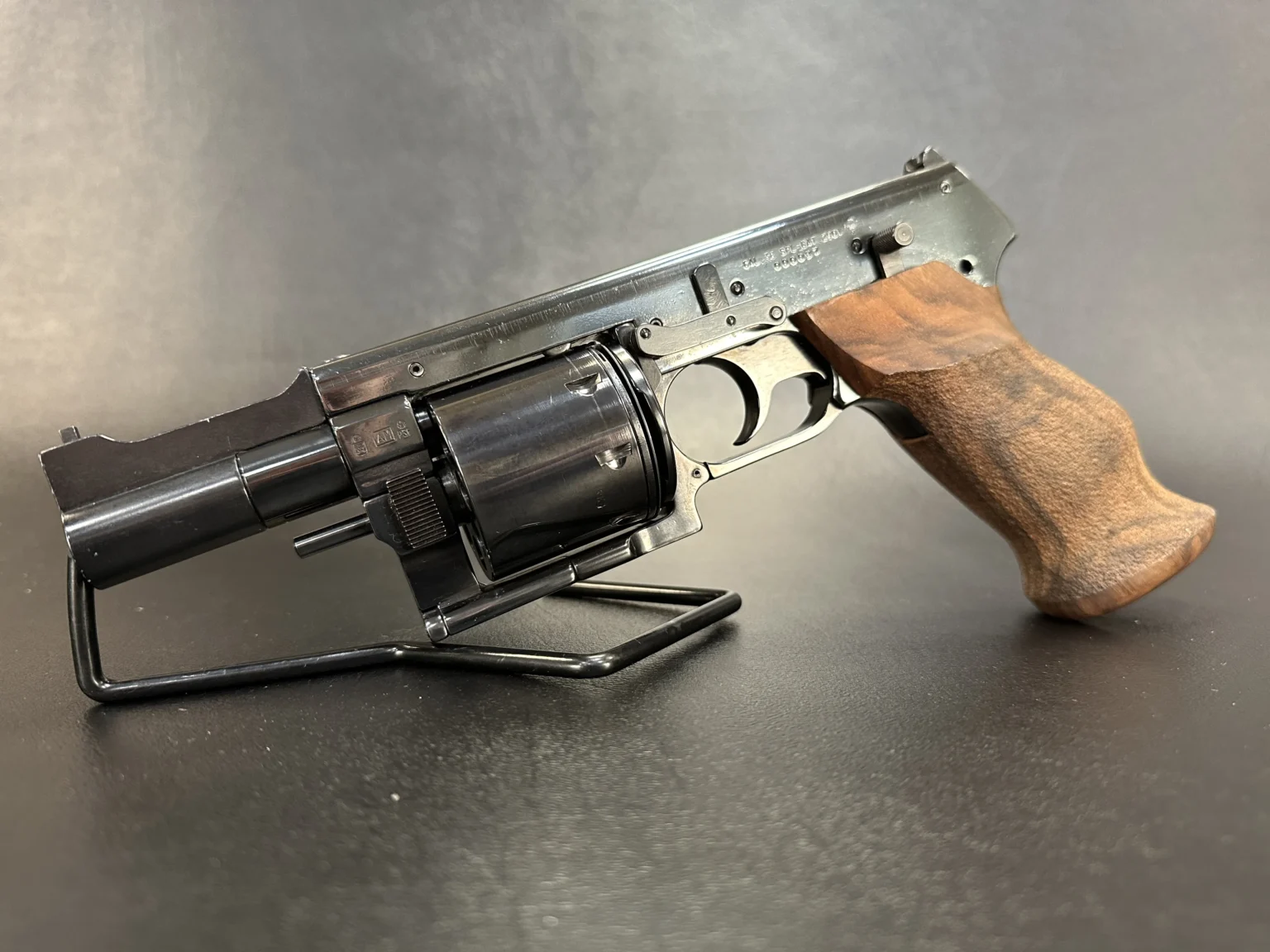 What is the Mateba MTR8