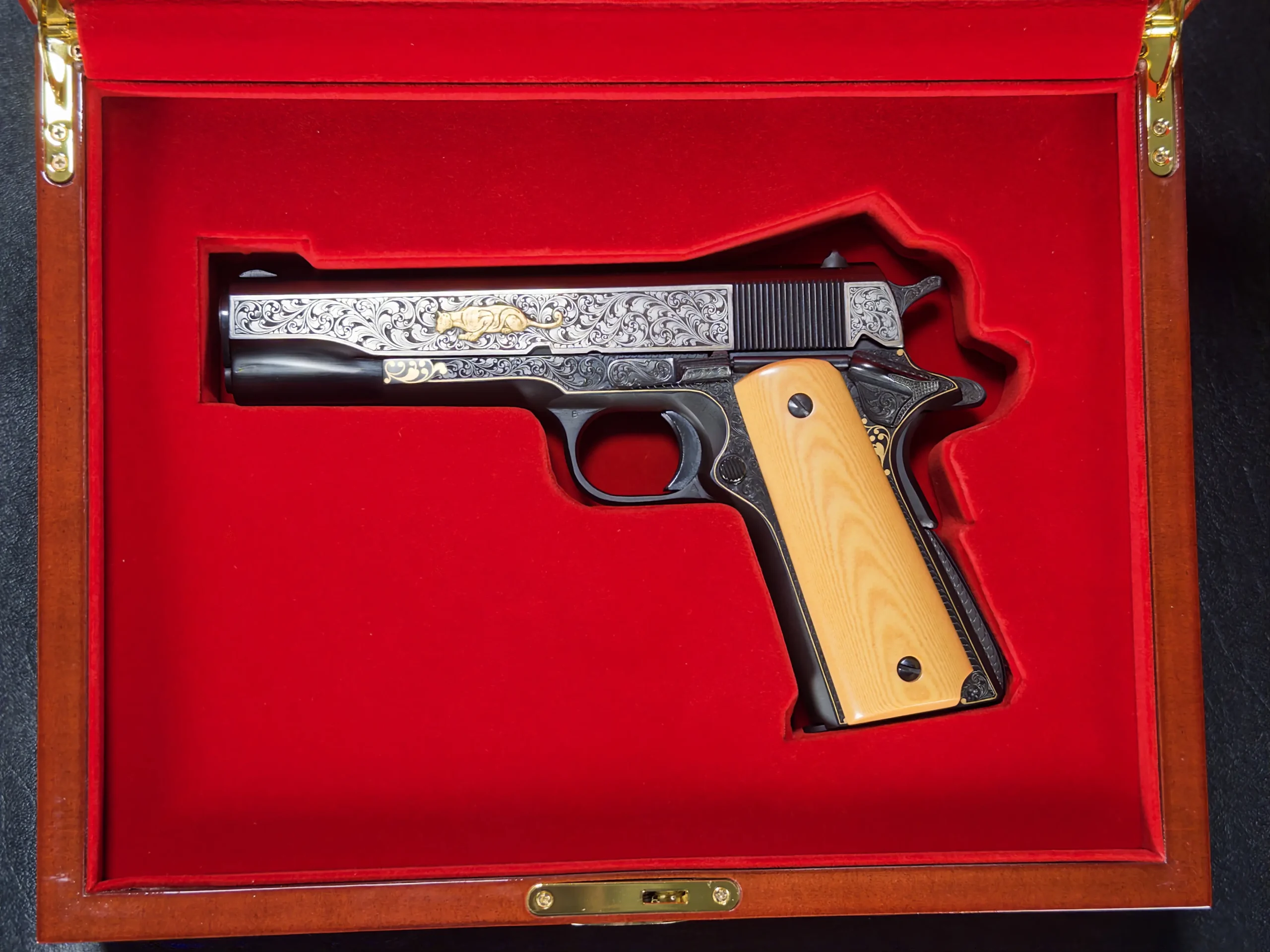 ray viramontez engraved colt government pistol 1911