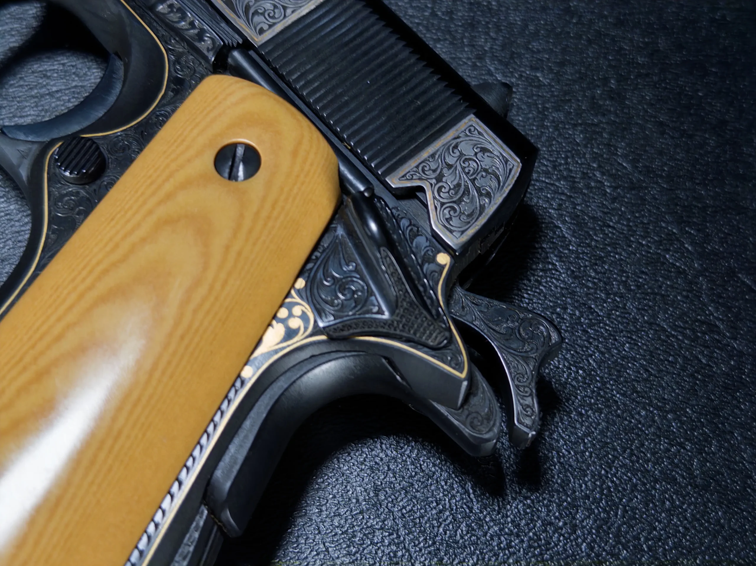 ray viramontez master engraver colt government pistol profile