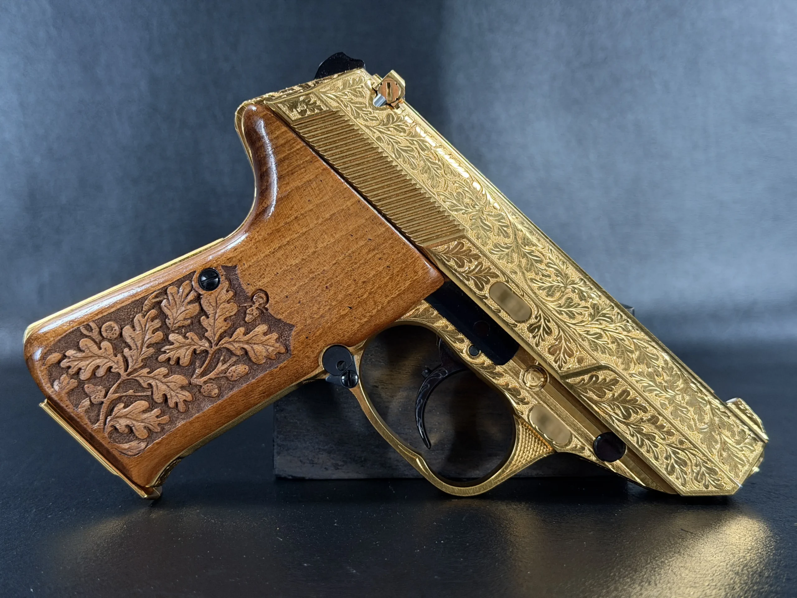 Walther P5C Luxury Engraved Handgun