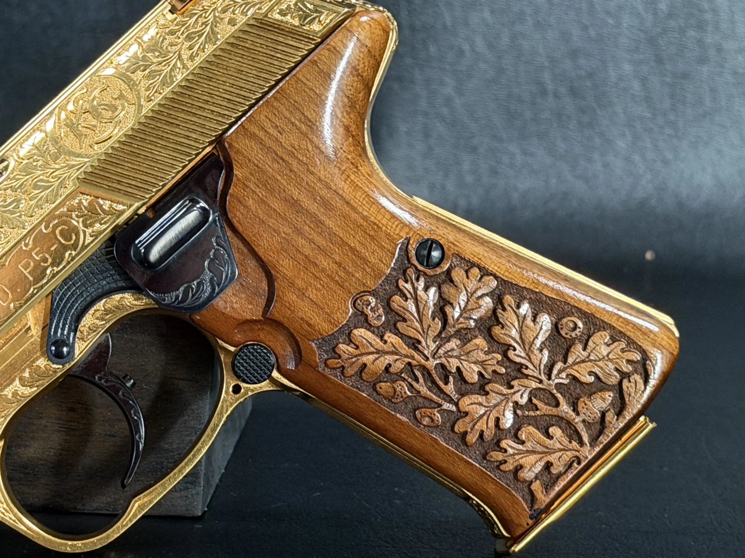 Walther P5C Oak Leaf Grip Engraved
