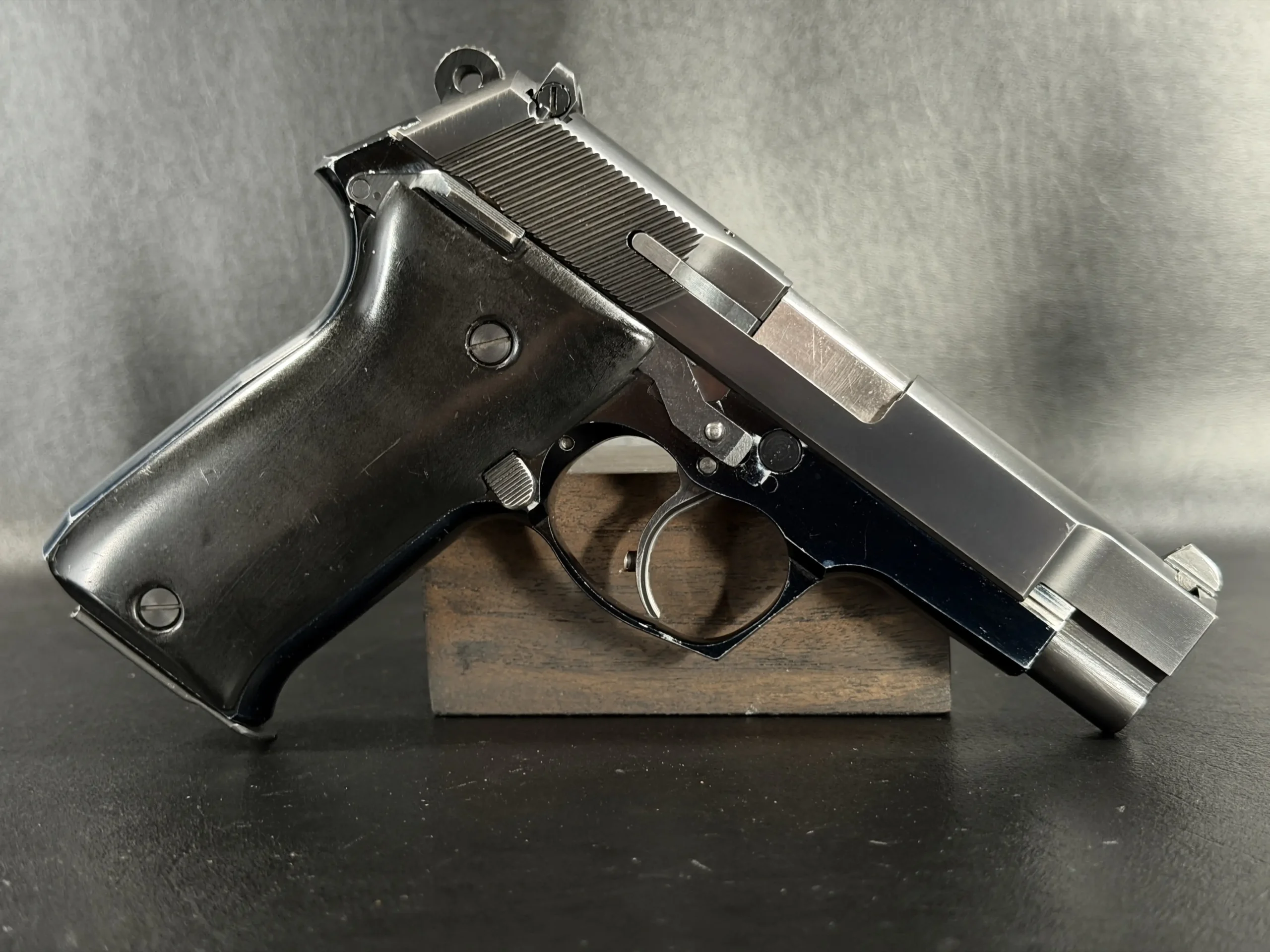 Walther P88 Prototype Rear Sight Assembly Detail