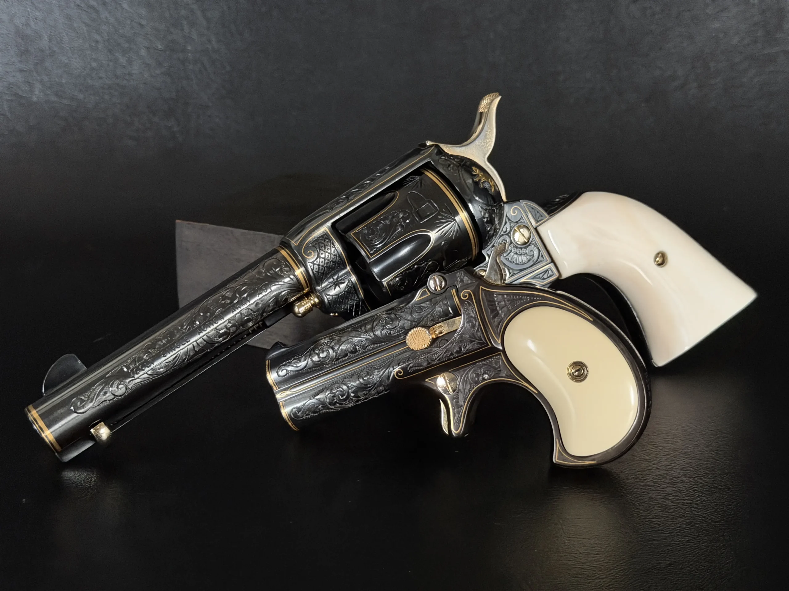 Remington Classics of the American West Set Collector Pistol Pair