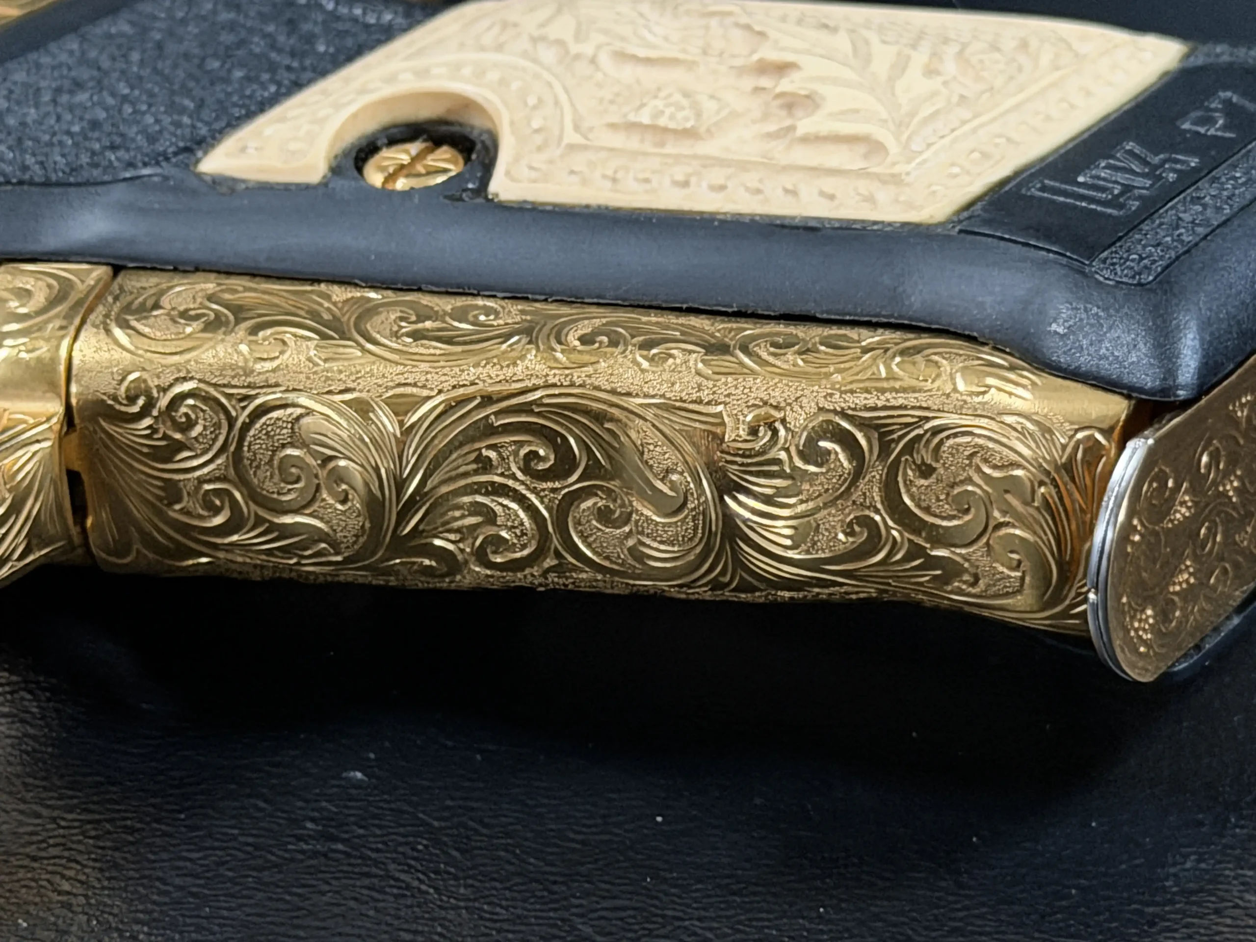 JW Thompson HK P7 Gold Engraved Detail