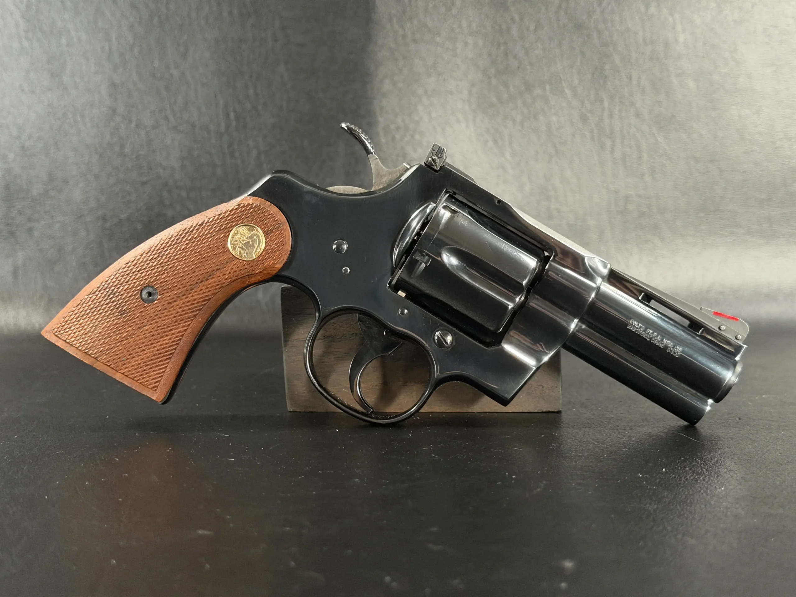 Colt Combat Python Snub Nose 357 Magnum