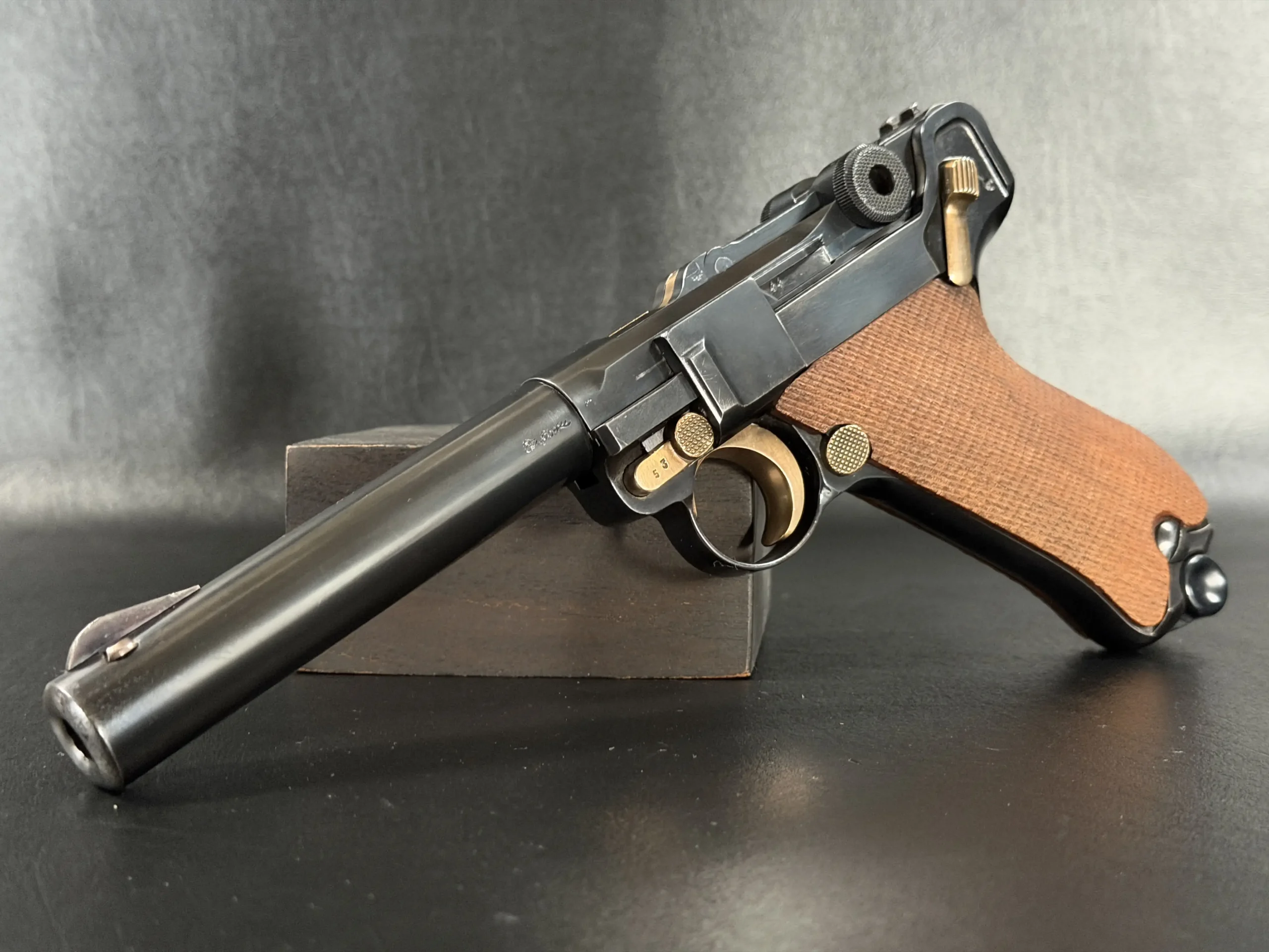 DWM P08 Parabellum Sport Checkered Wood Grips