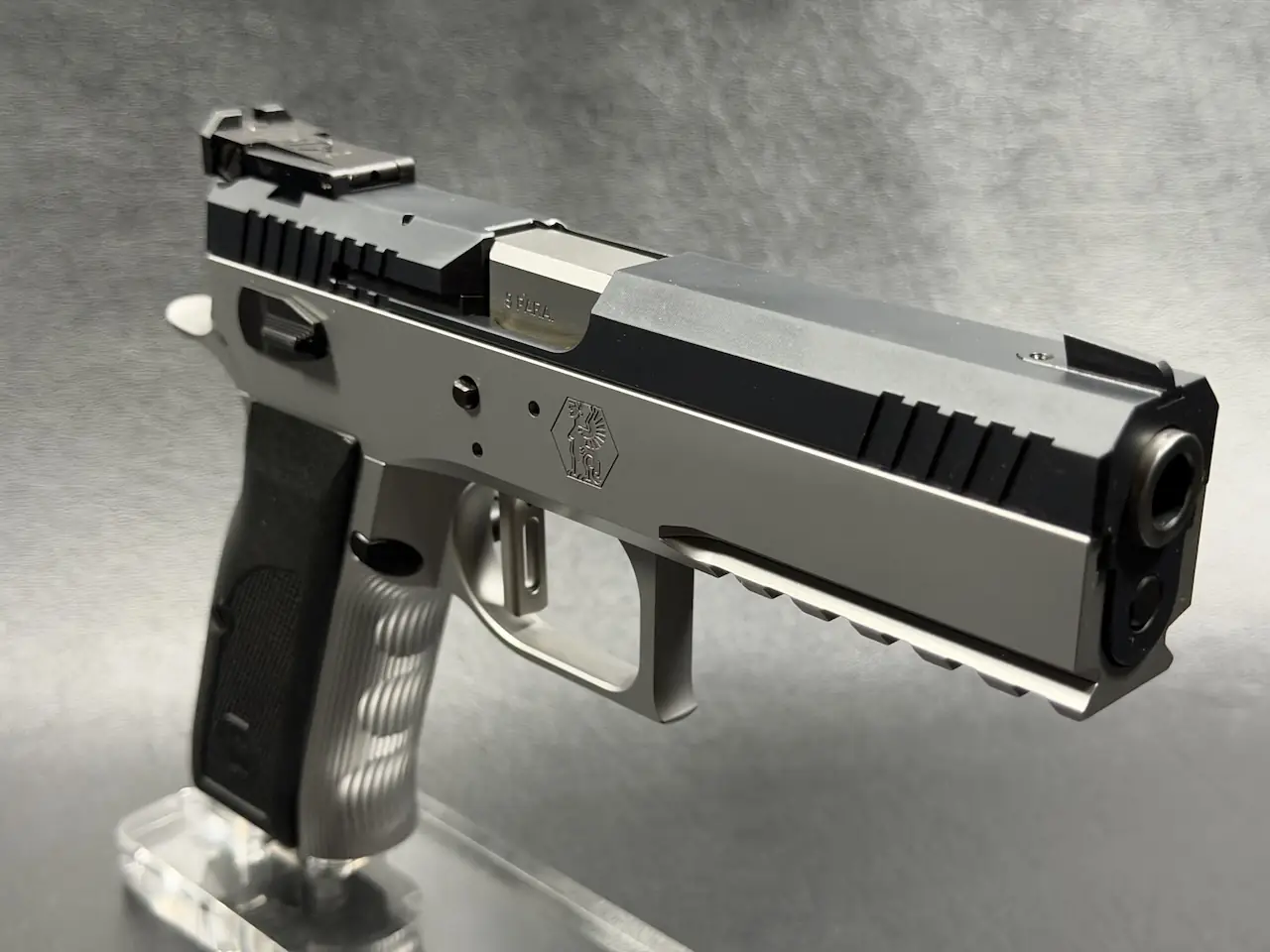 Sphinx Model 3009 Swiss eagle emblem