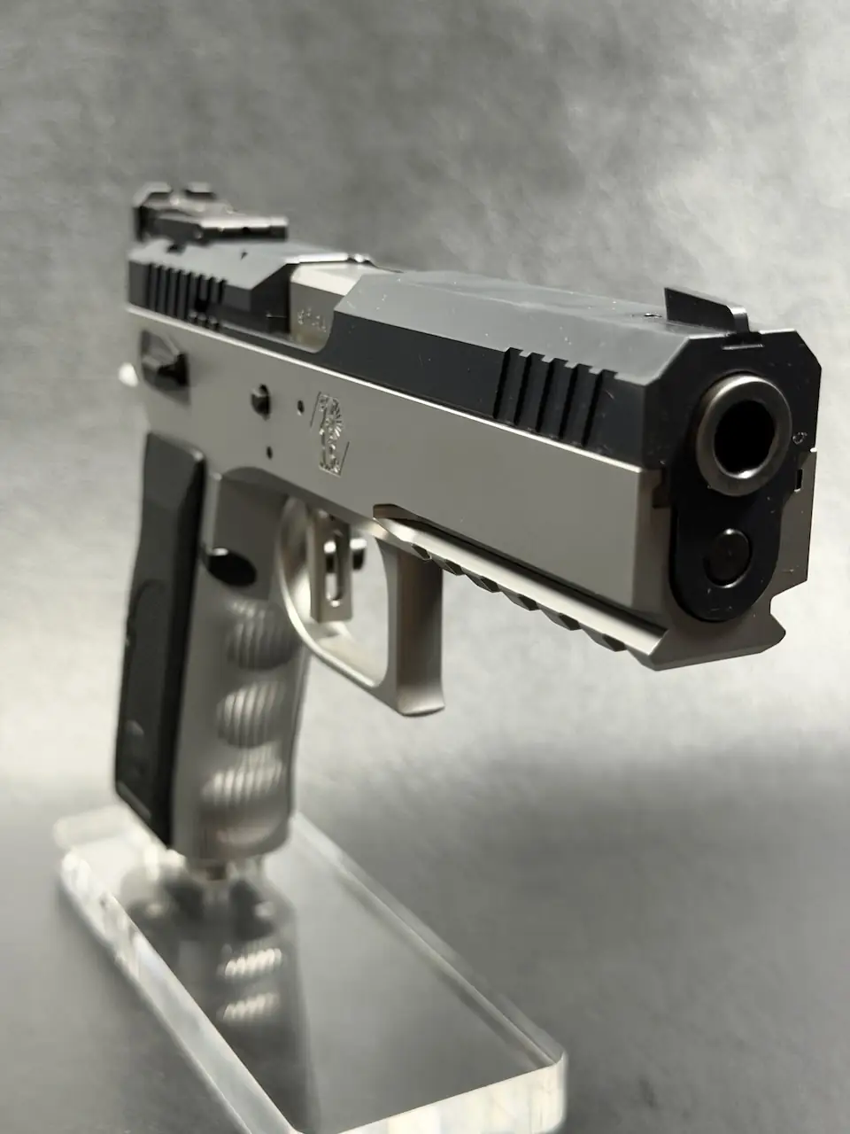 Sphinx Model 3009 luxury firearm