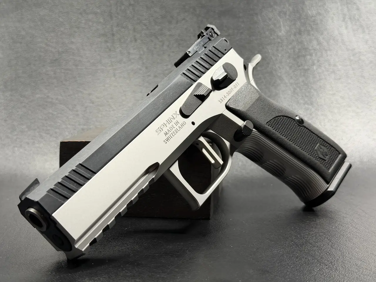 Swiss made Sphinx Model 3009