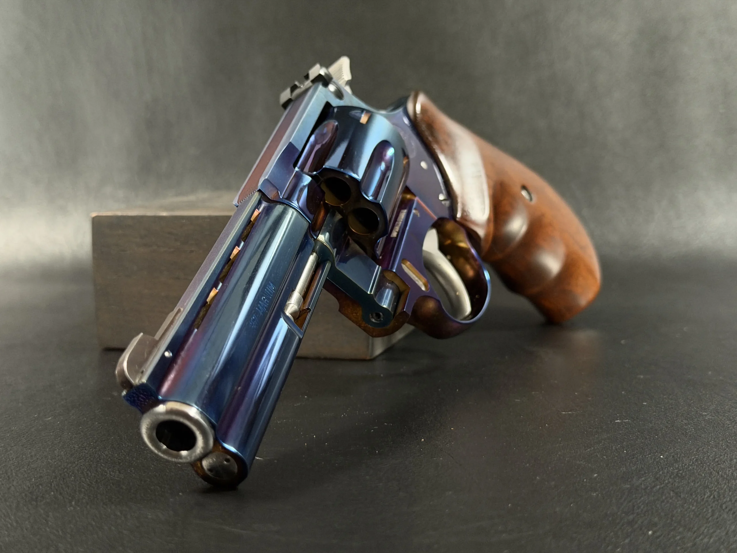 Korth Blue Plasma presentation case