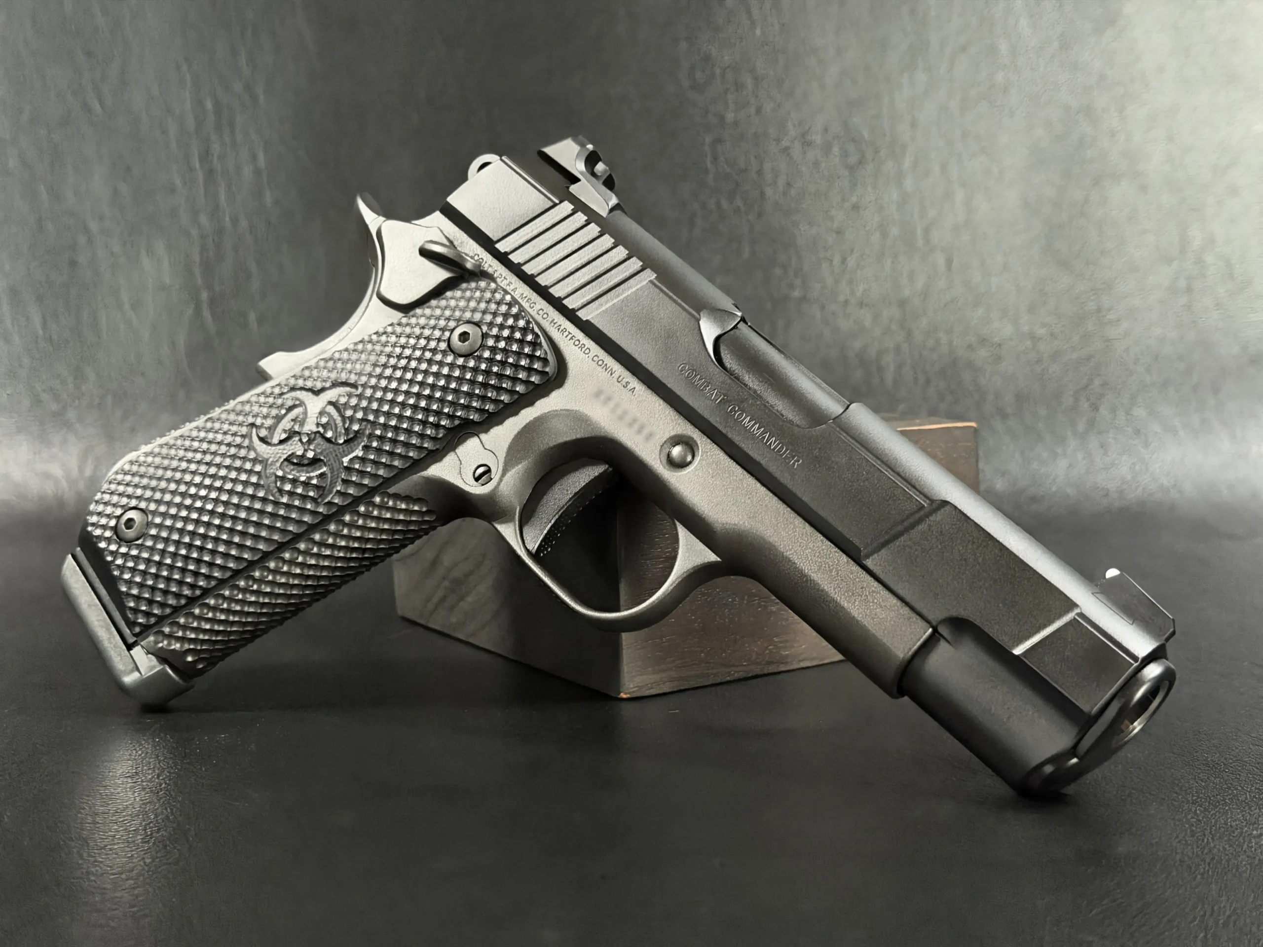 colt commander custom 1911 rogers