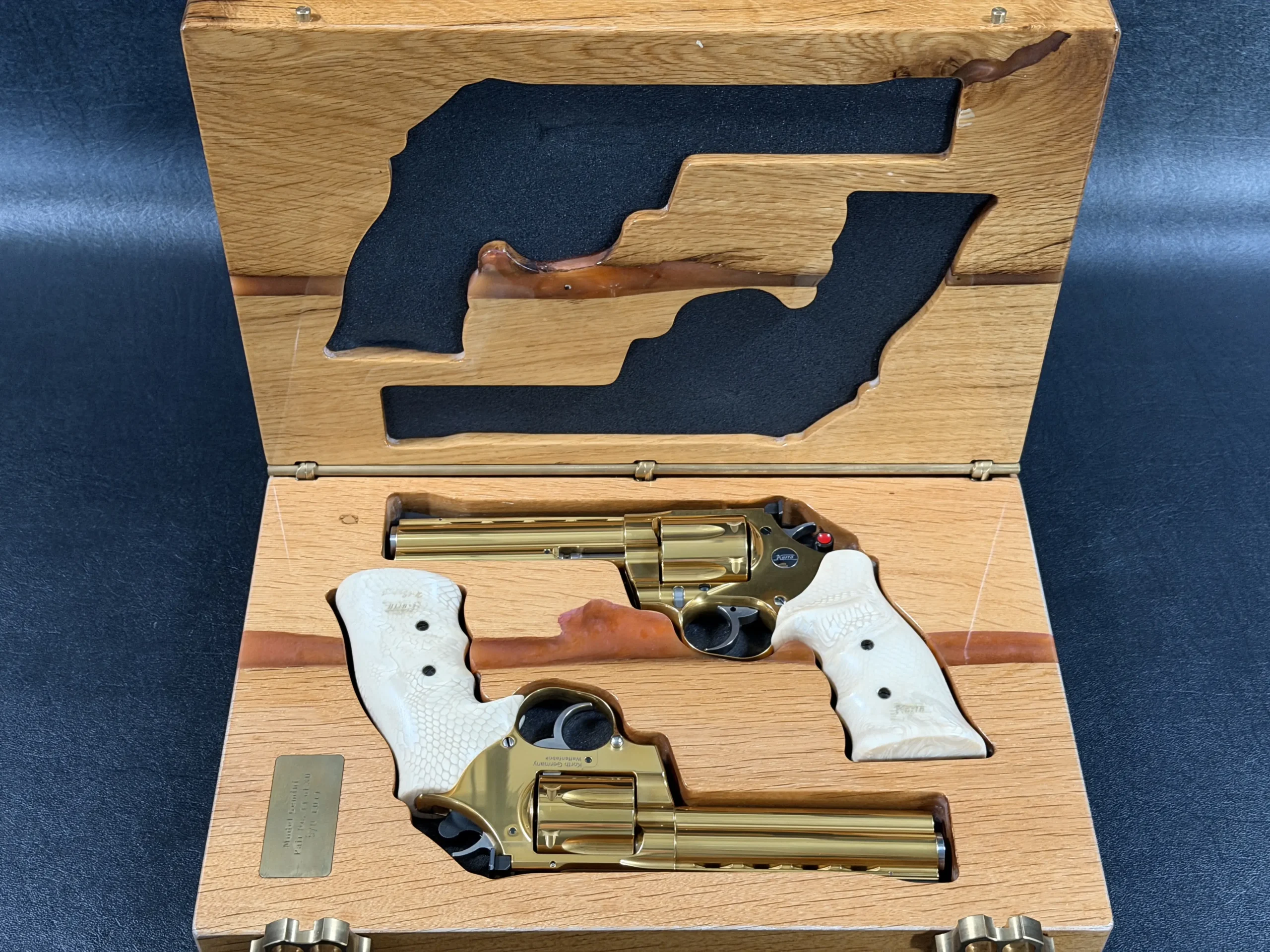 korth gemini gold revolver set