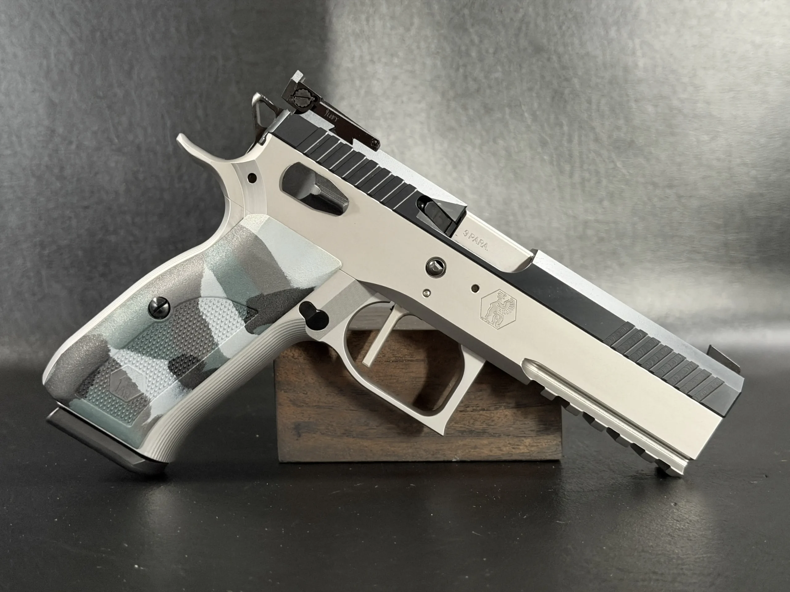 Sphinx Model 3000 Frame Marking Detail