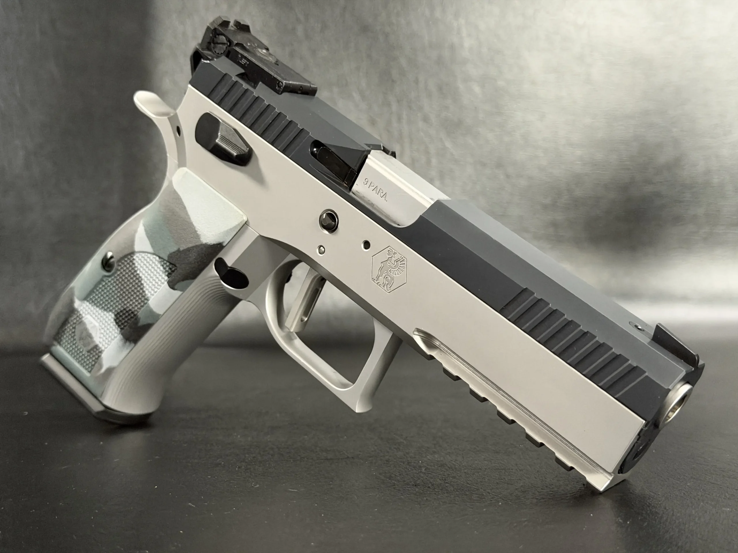 Sphinx Model 3000 Modern Swiss Pistol